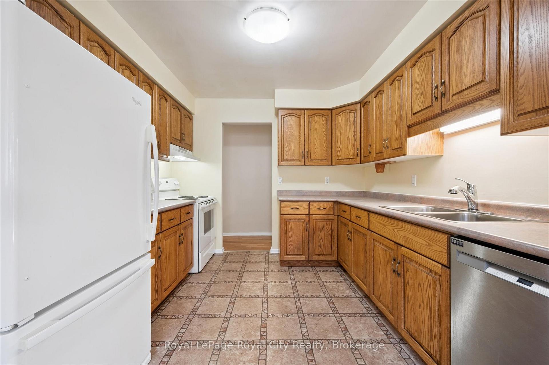 Photo 11 of 104 Harvard Road, Guelph, Kortright West — HOMEH