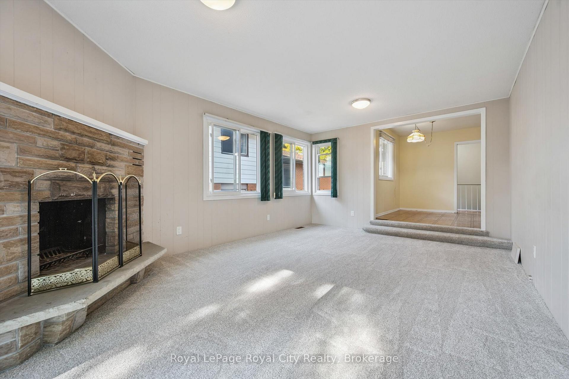 Photo 18 of 104 Harvard Road, Guelph, Kortright West — HOMEH