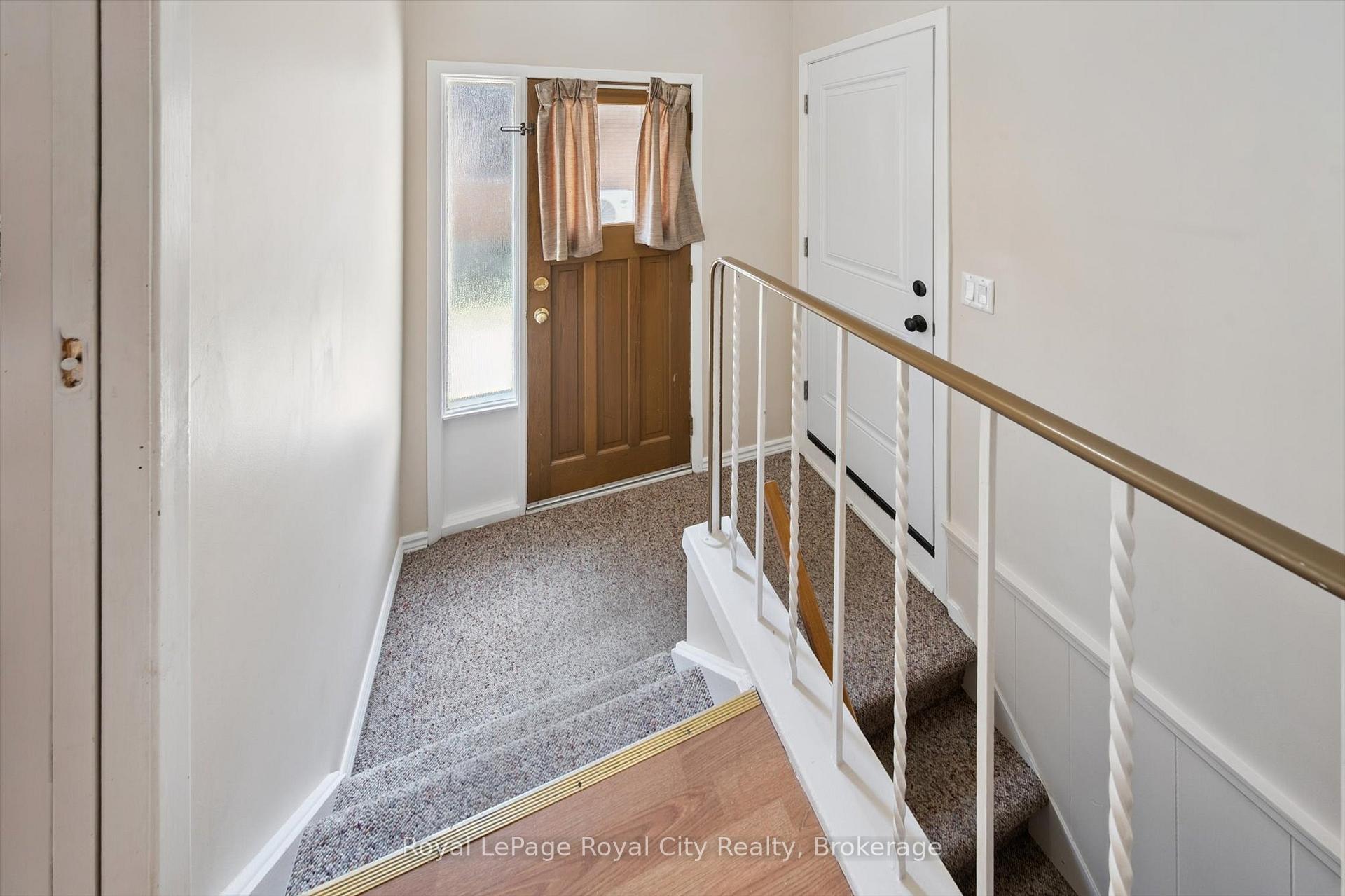 Photo 24 of 104 Harvard Road, Guelph, Kortright West — HOMEH