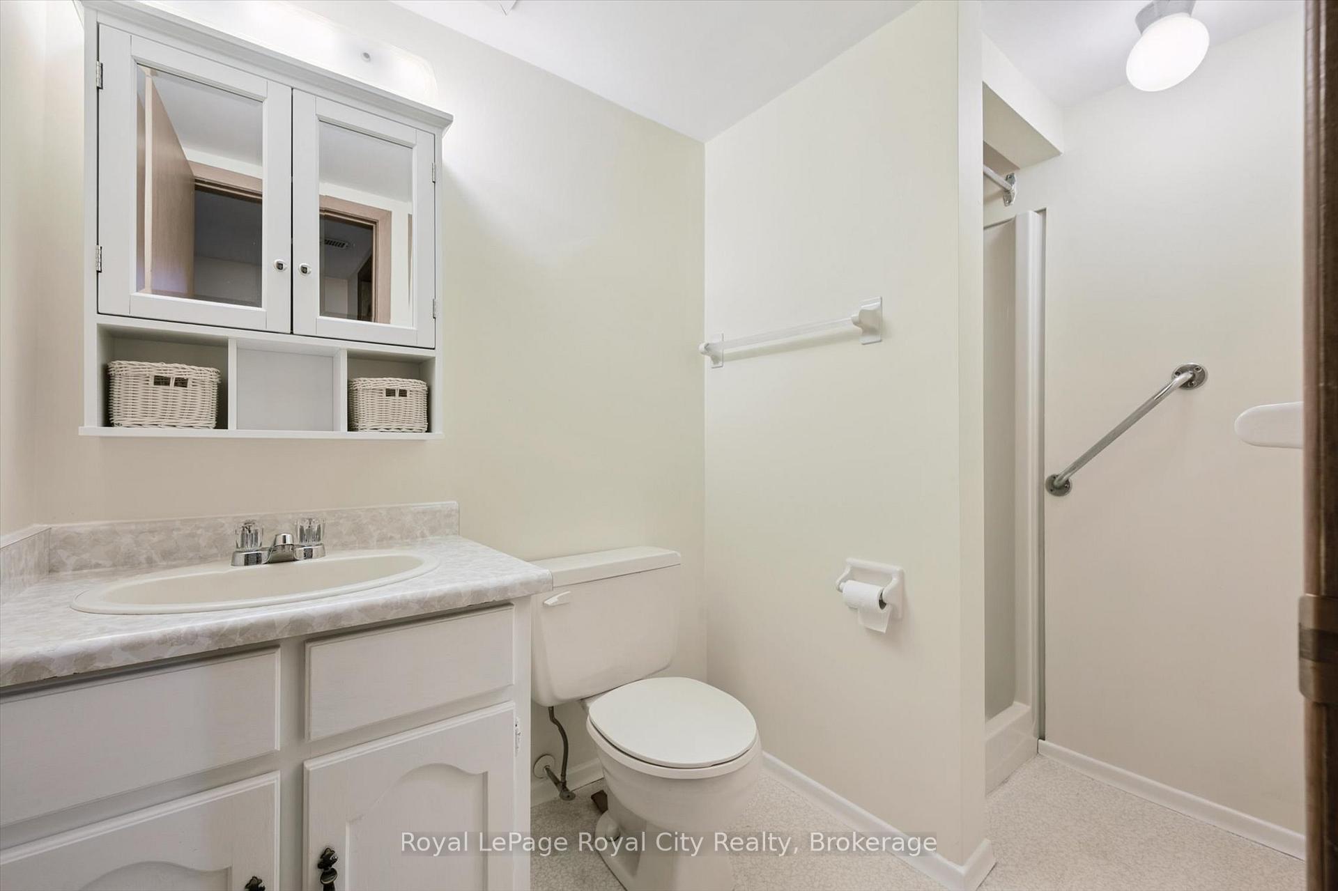 Photo 27 of 104 Harvard Road, Guelph, Kortright West — HOMEH