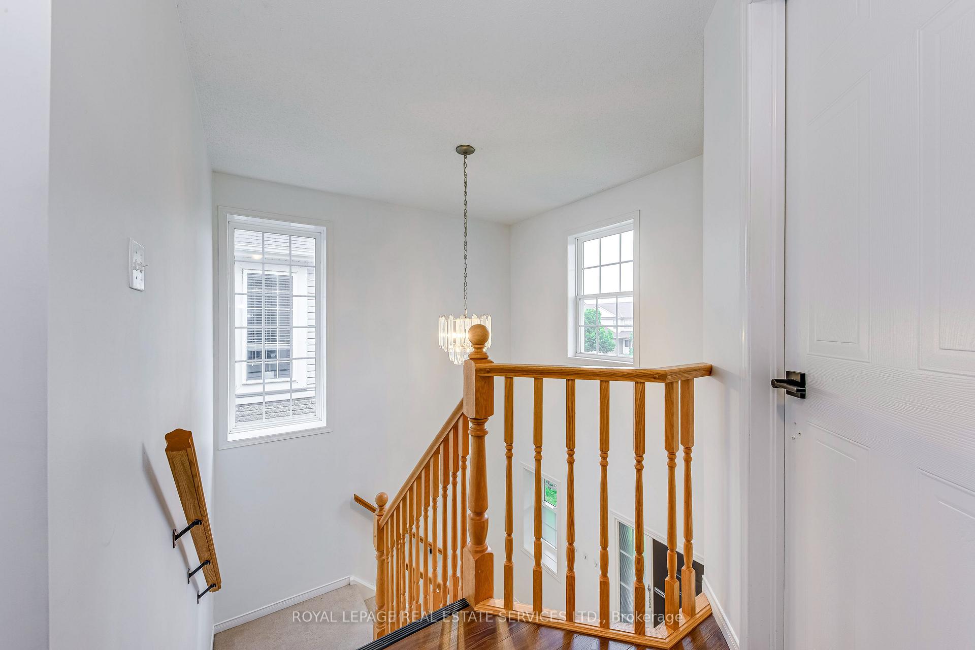 Photo 19 of 31 Eugene Drive, Guelph, Pineridge/Westminster Woods — HOMEH