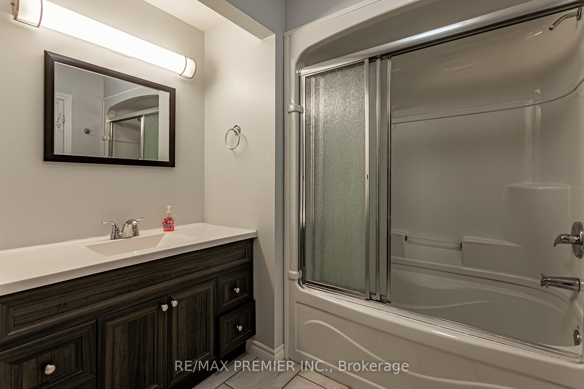Photo 8 of 45 Wellington Street, Bayham, Port Burwell — HOMEH