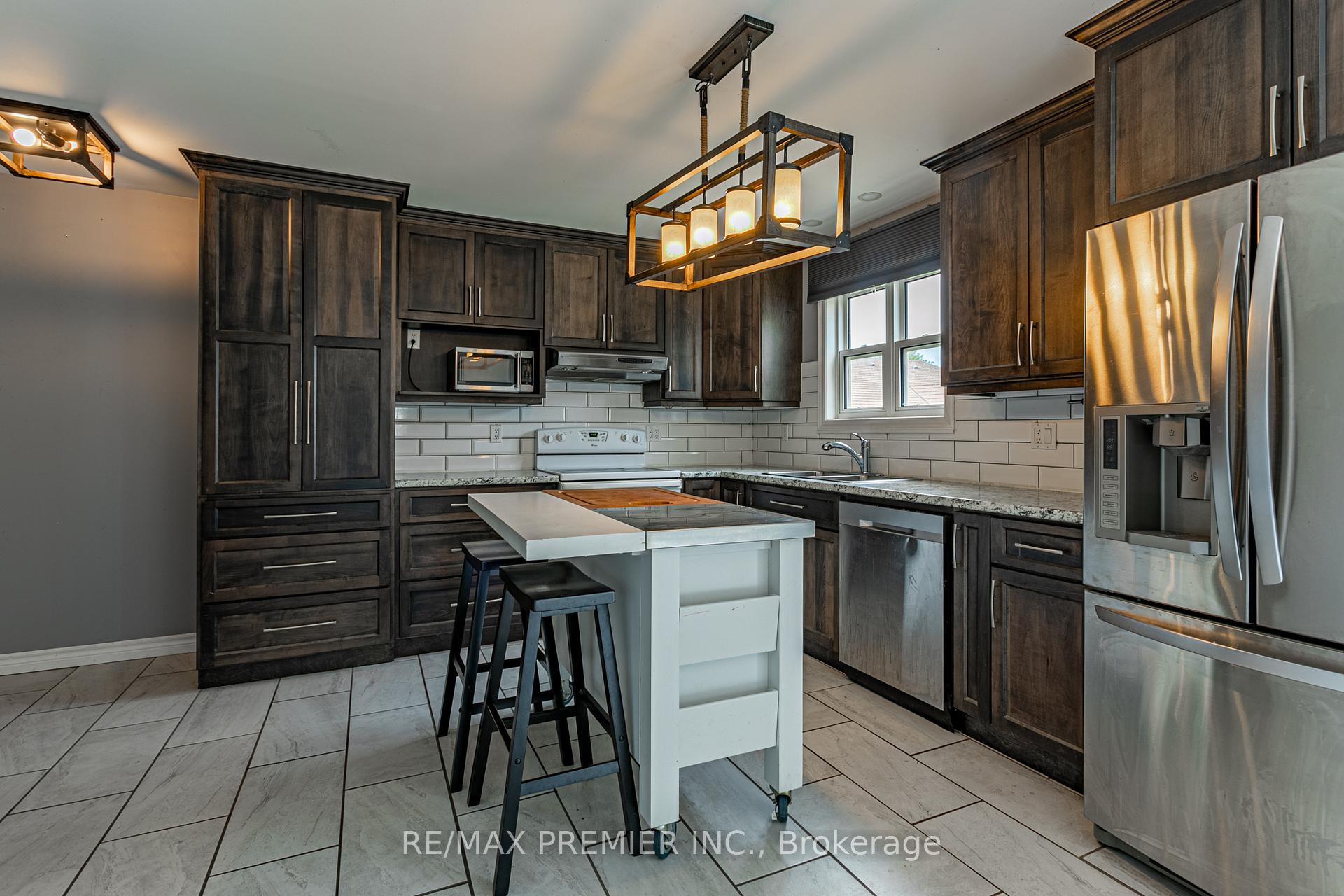Photo 16 of 45 Wellington Street, Bayham, Port Burwell — HOMEH