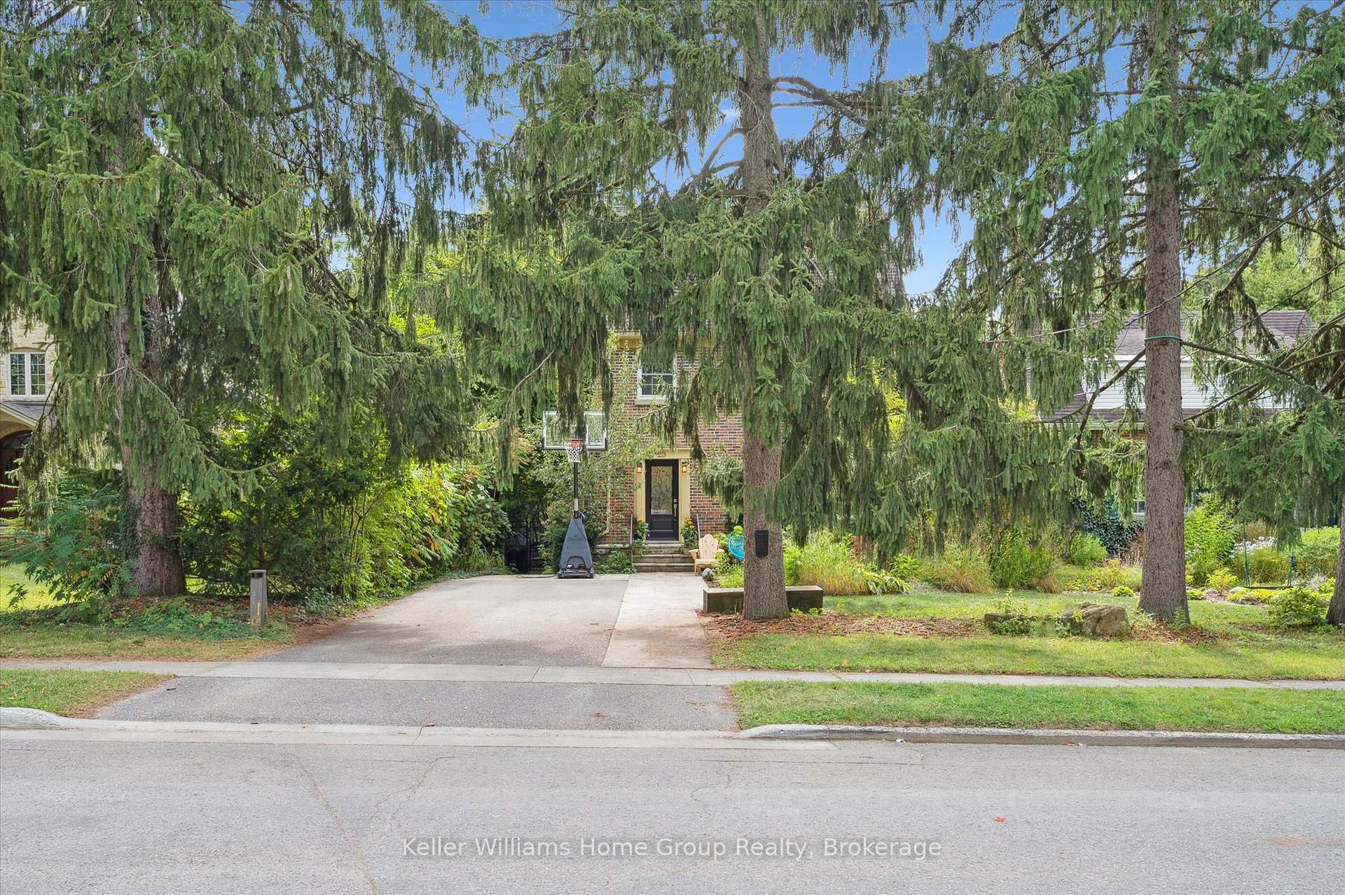 Photo 3 of 25 Forest Hill Drive, Guelph, Dovercliffe Park/Old University — HOMEH