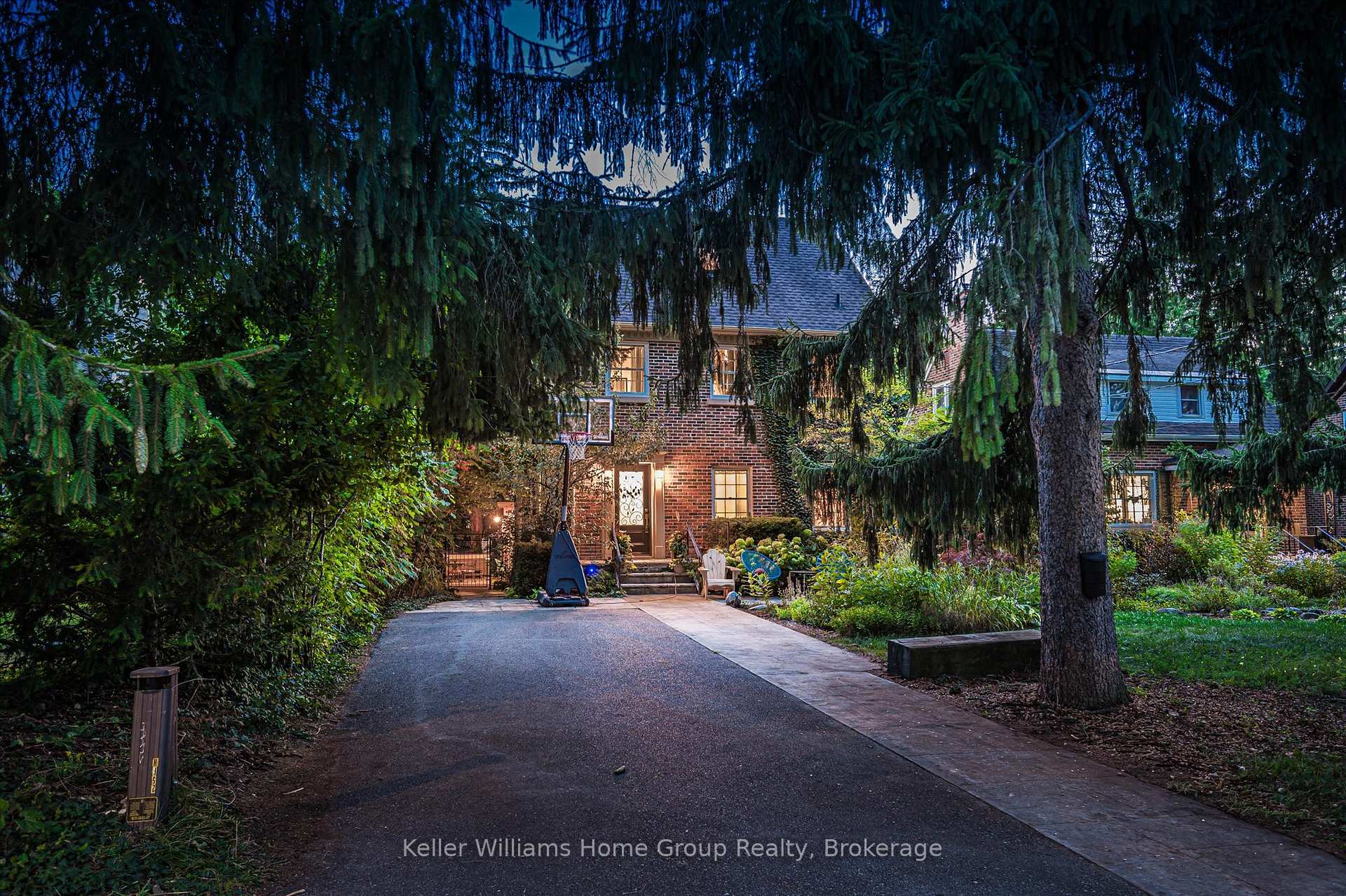 Photo 4 of 25 Forest Hill Drive, Guelph, Dovercliffe Park/Old University — HOMEH