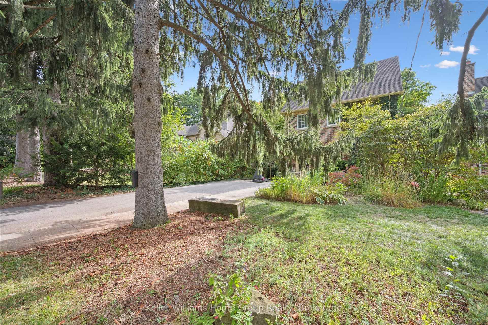 Photo 7 of 25 Forest Hill Drive, Guelph, Dovercliffe Park/Old University — HOMEH