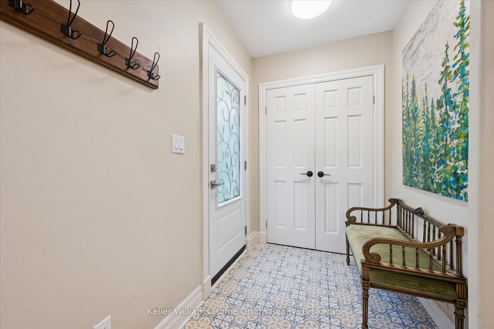 Photo 9 of 25 Forest Hill Drive, Guelph, Dovercliffe Park/Old University — HOMEH