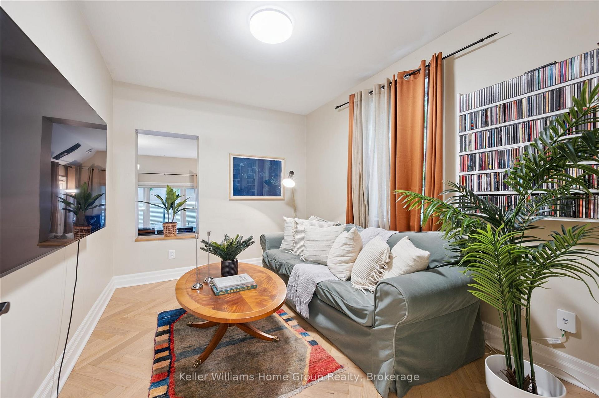 Photo 12 of 25 Forest Hill Drive, Guelph, Dovercliffe Park/Old University — HOMEH