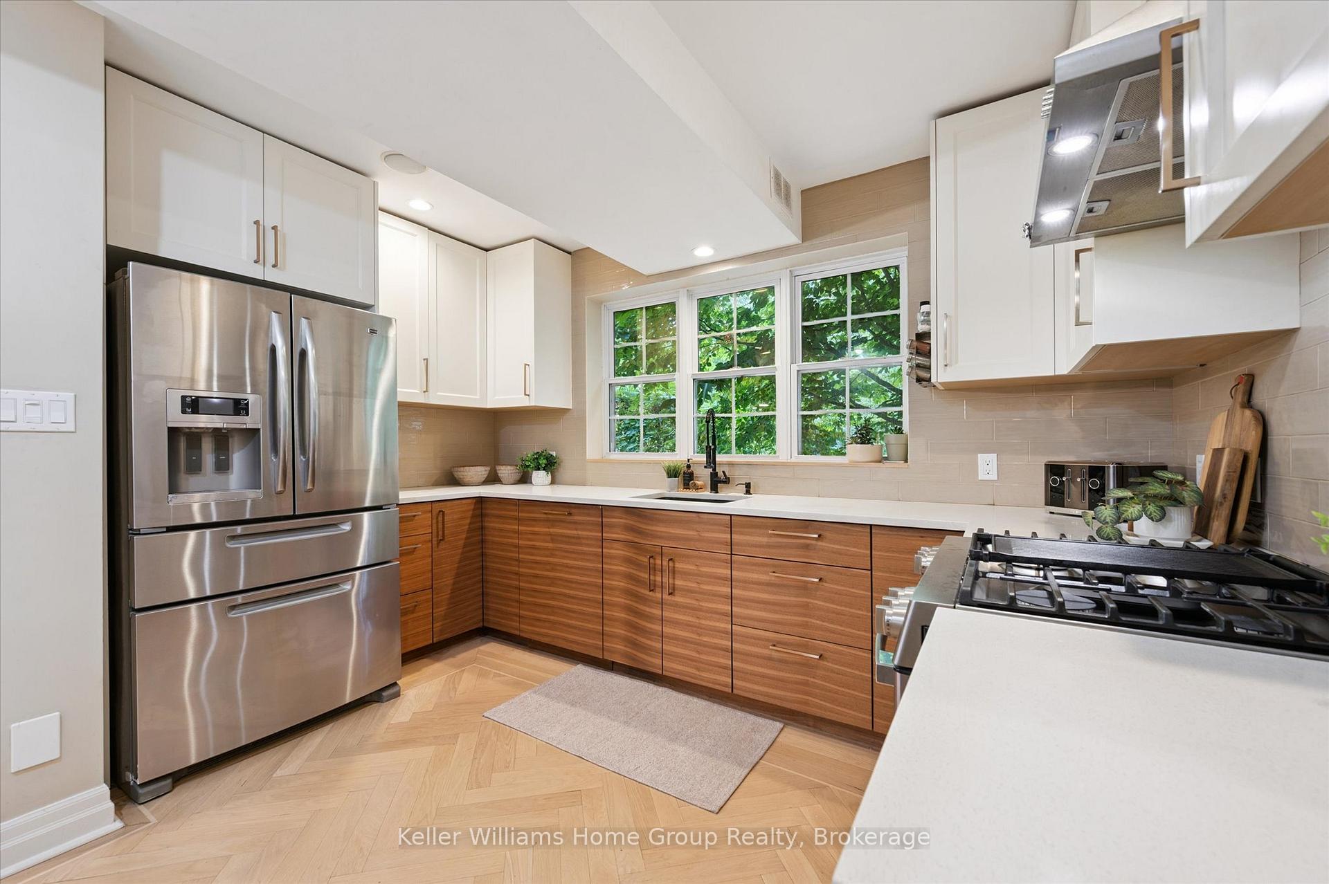 Photo 15 of 25 Forest Hill Drive, Guelph, Dovercliffe Park/Old University — HOMEH