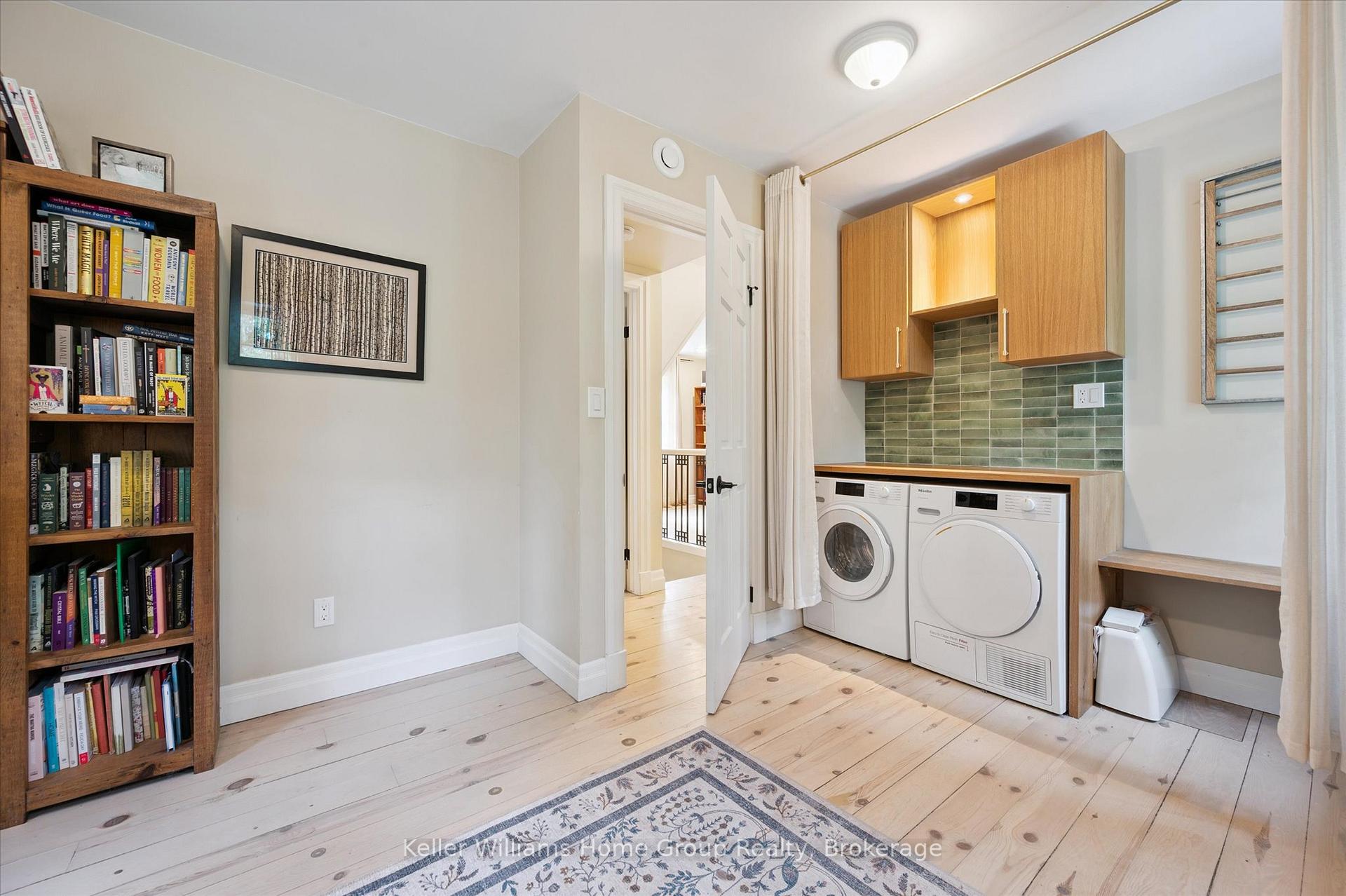 Photo 28 of 25 Forest Hill Drive, Guelph, Dovercliffe Park/Old University — HOMEH