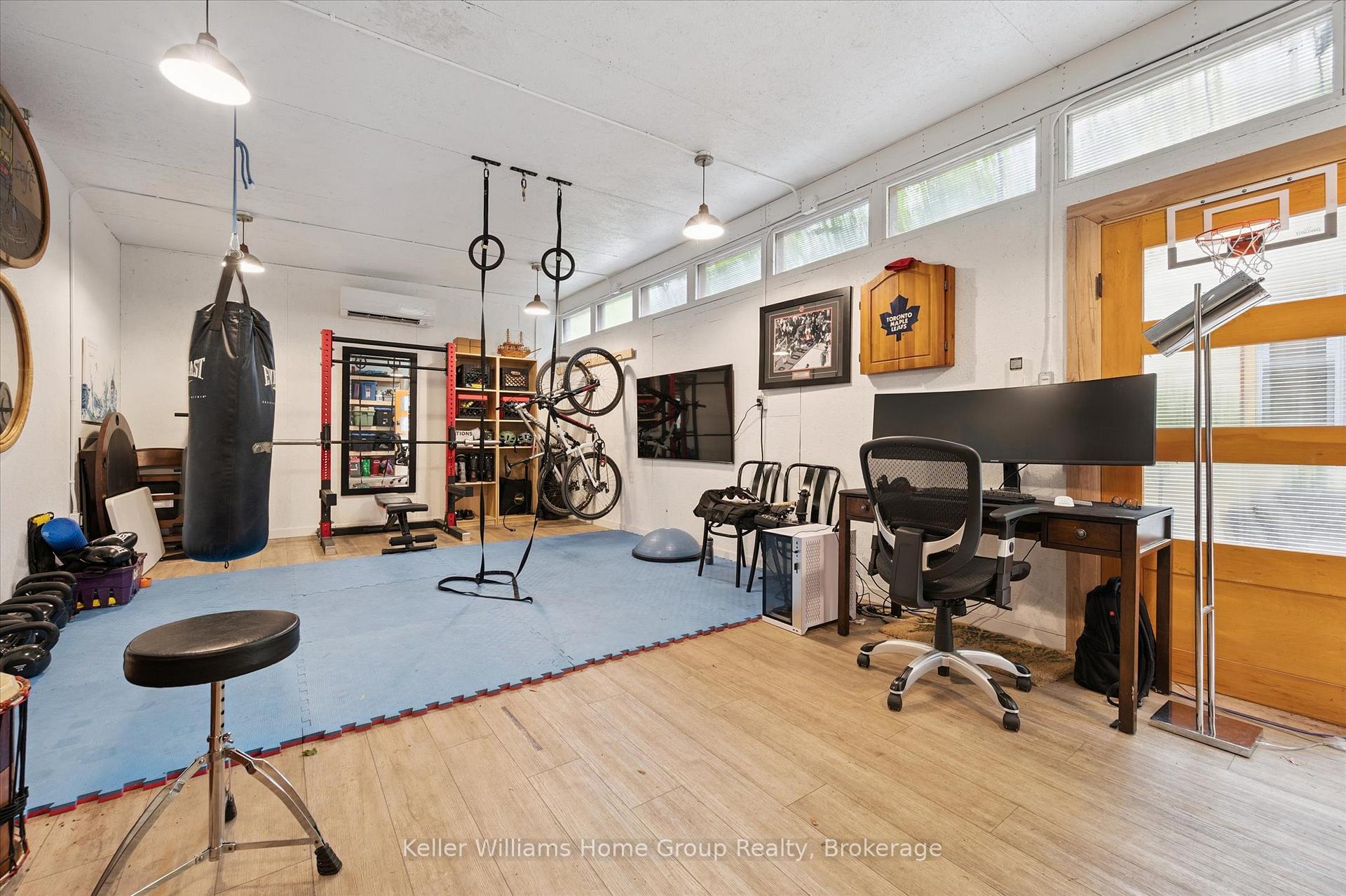 Photo 38 of 25 Forest Hill Drive, Guelph, Dovercliffe Park/Old University — HOMEH