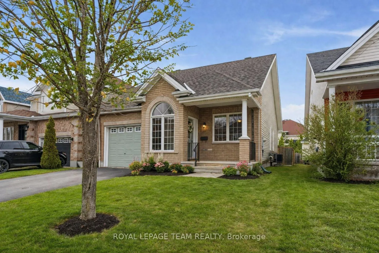 Photo 3 of 145 Stedman Street, Ottawa, Blossom Park/Kemp Park/Findlay Creek — HOMEH