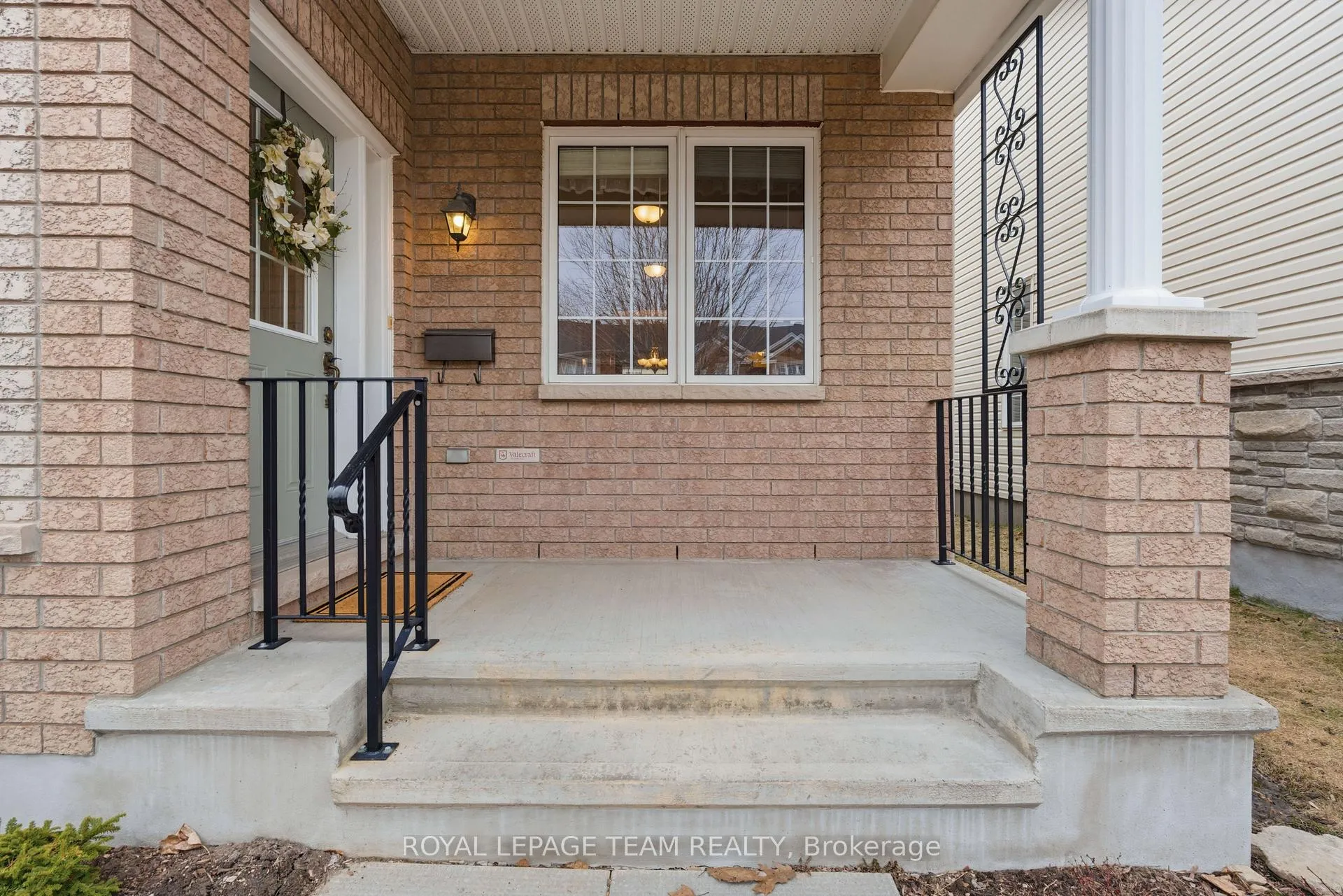 Photo 4 of 145 Stedman Street, Ottawa, Blossom Park/Kemp Park/Findlay Creek — HOMEH