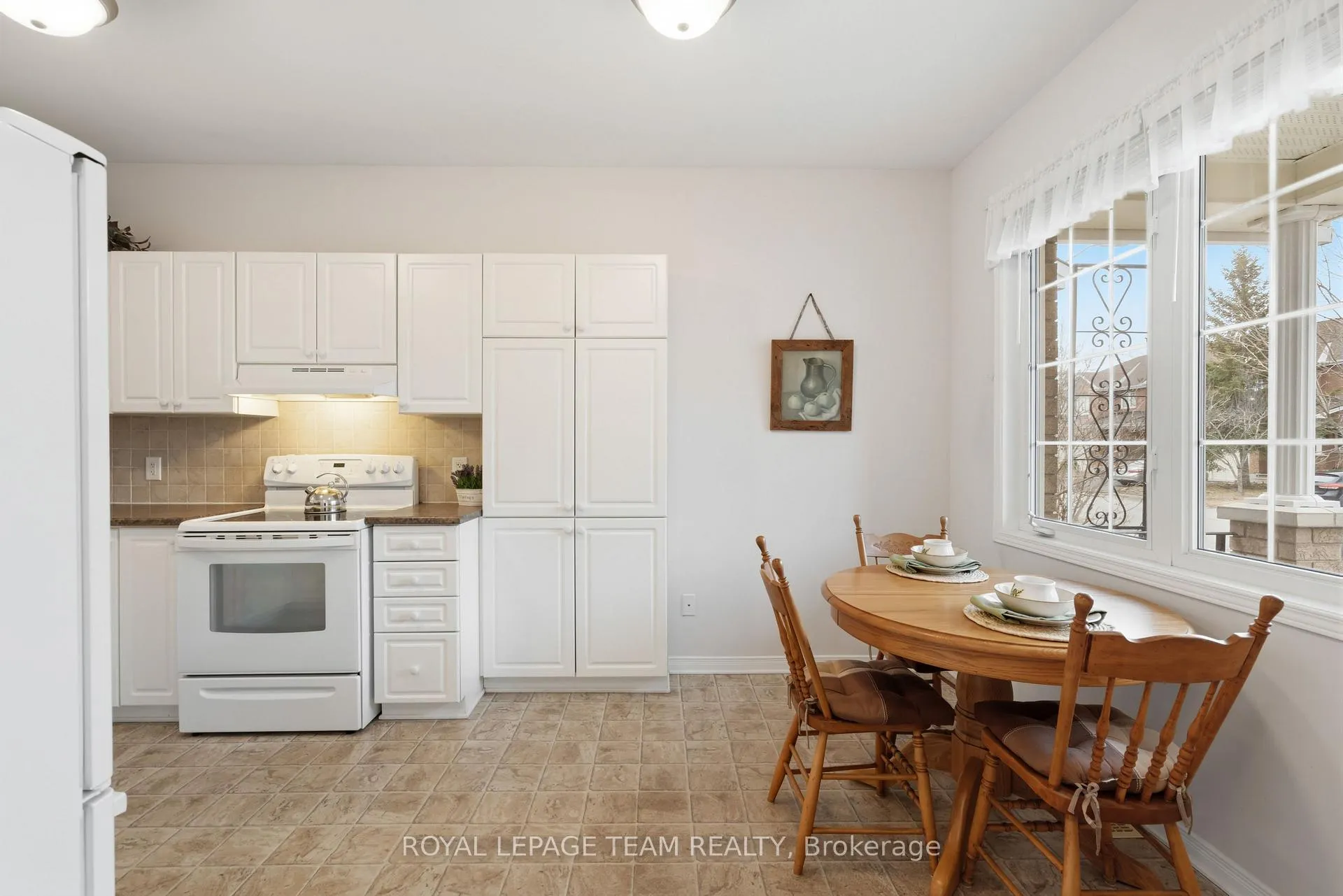 Photo 8 of 145 Stedman Street, Ottawa, Blossom Park/Kemp Park/Findlay Creek — HOMEH