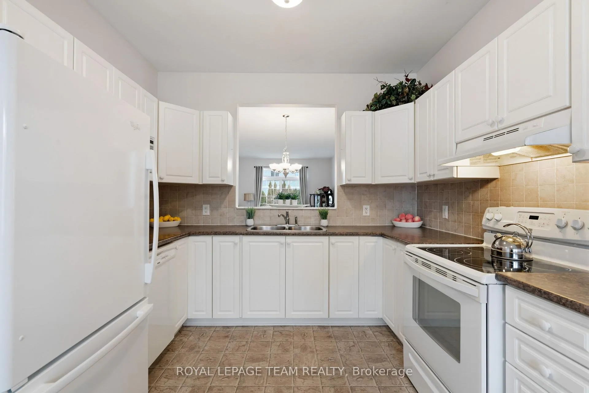 Photo 10 of 145 Stedman Street, Ottawa, Blossom Park/Kemp Park/Findlay Creek — HOMEH