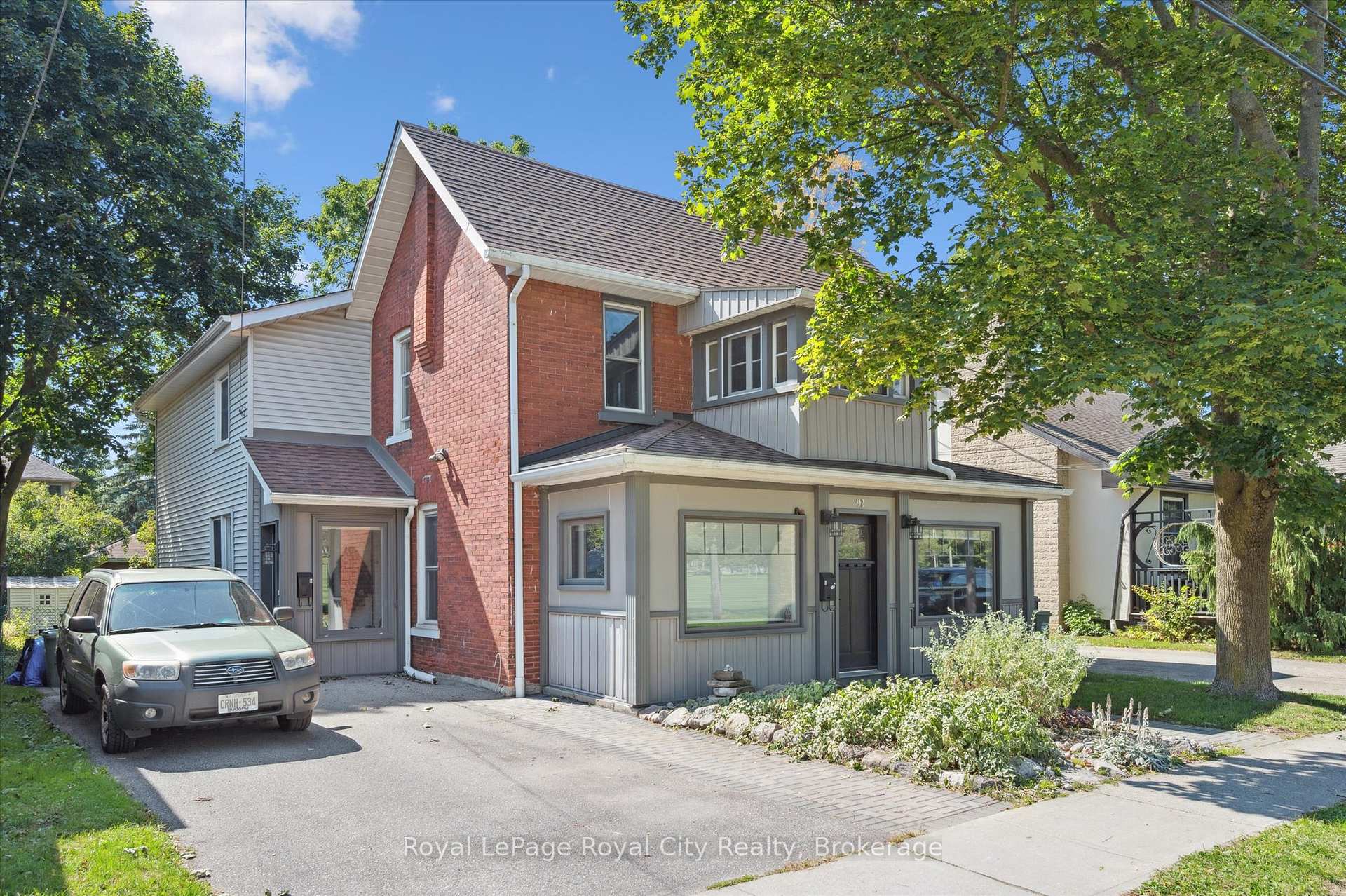 Photo 2 of 92 Kathleen Street, Guelph, Exhibition Park — HOMEH