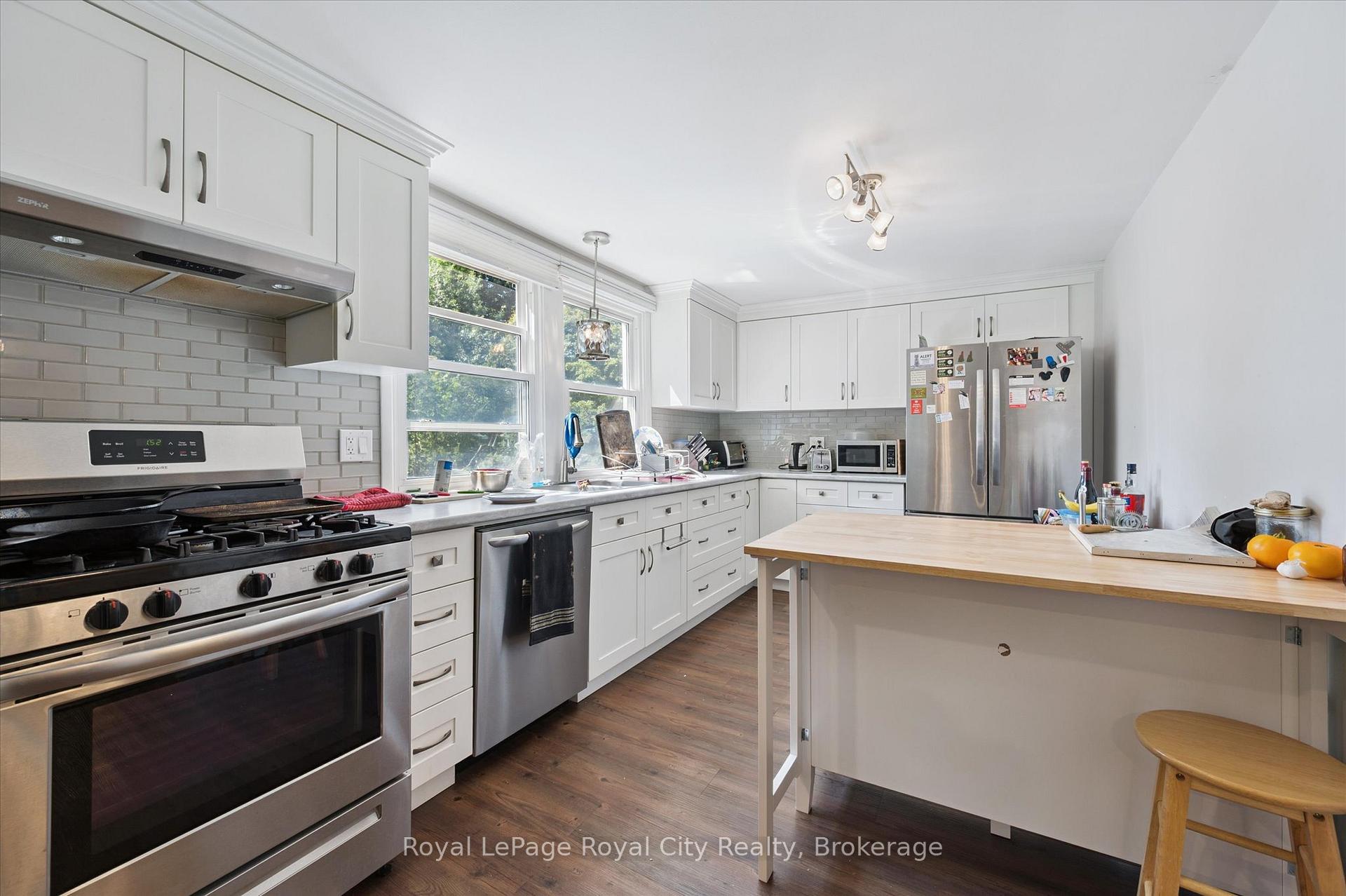 Photo 25 of 92 Kathleen Street, Guelph, Exhibition Park — HOMEH