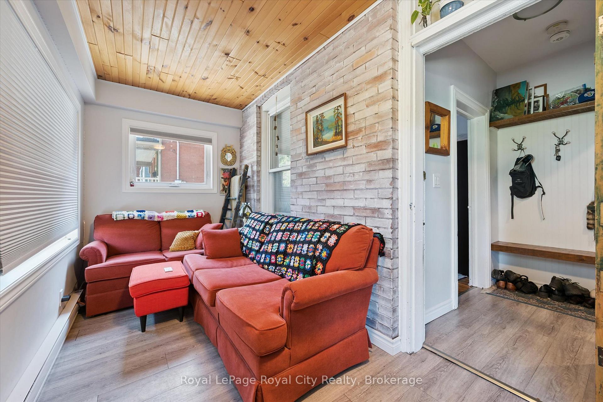Photo 29 of 92 Kathleen Street, Guelph, Exhibition Park — HOMEH
