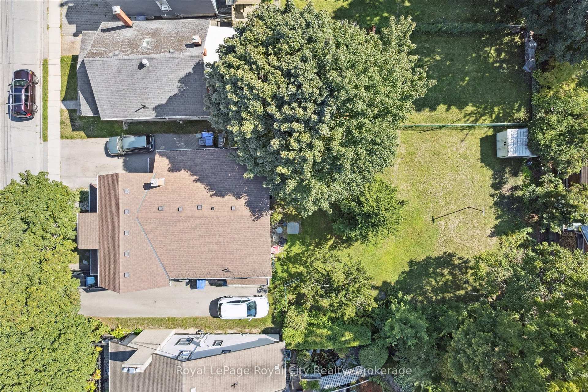 Photo 37 of 92 Kathleen Street, Guelph, Exhibition Park — HOMEH