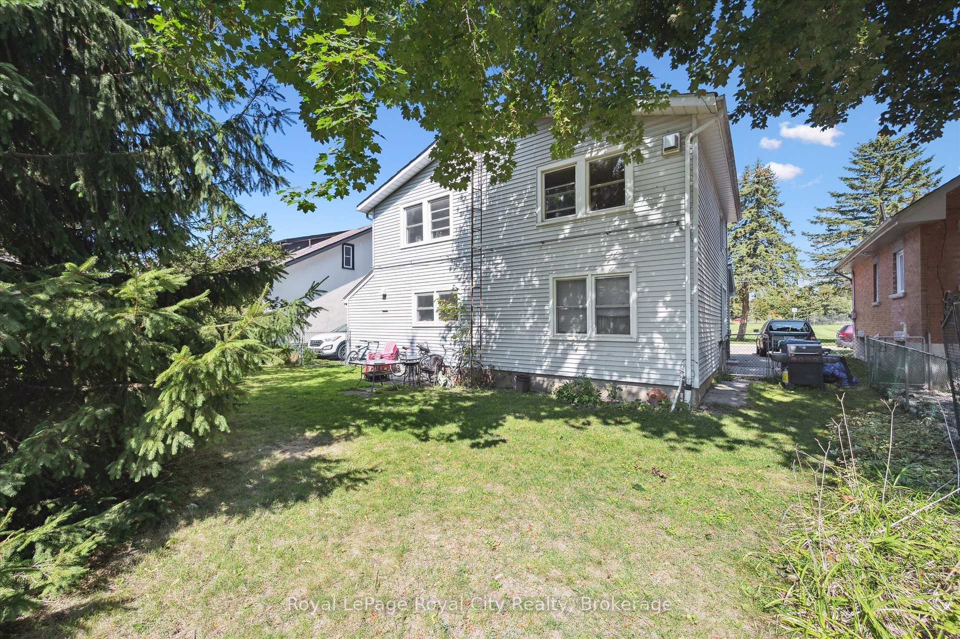 Photo 41 of 92 Kathleen Street, Guelph, Exhibition Park — HOMEH