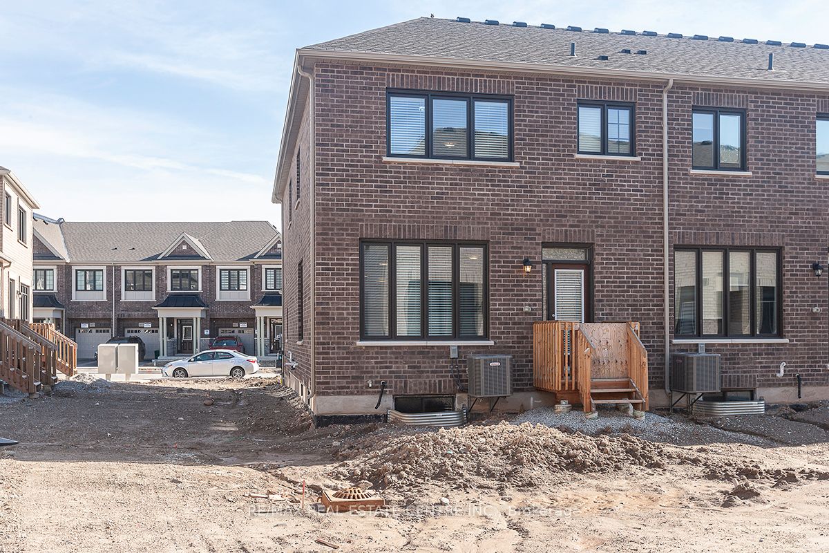 Photo 42 of 1458 Watercress way, Milton, Walker — HOMEH