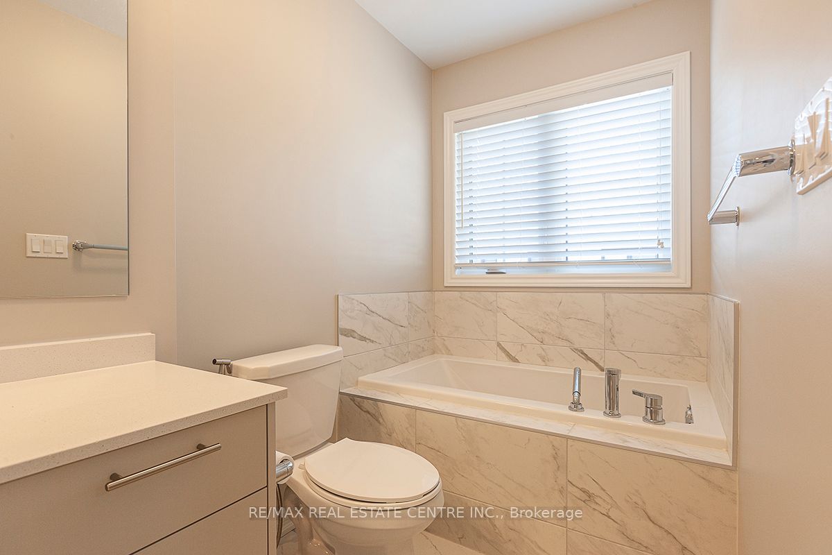 Photo 62 of 1458 Watercress way, Milton, Walker — HOMEH