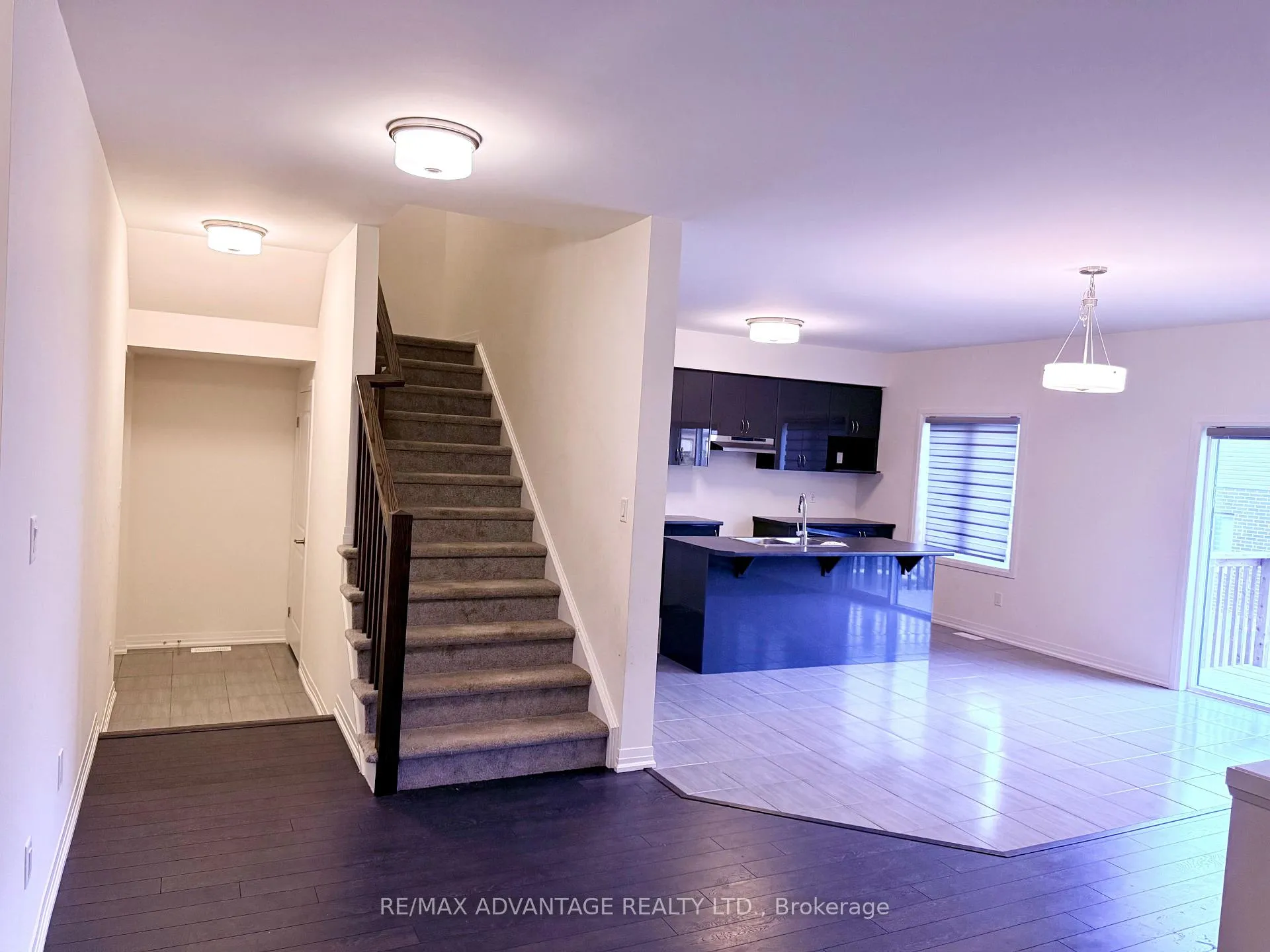 Photo 7 of 18 Whitton Drive, Brant, Paris — HOMEH