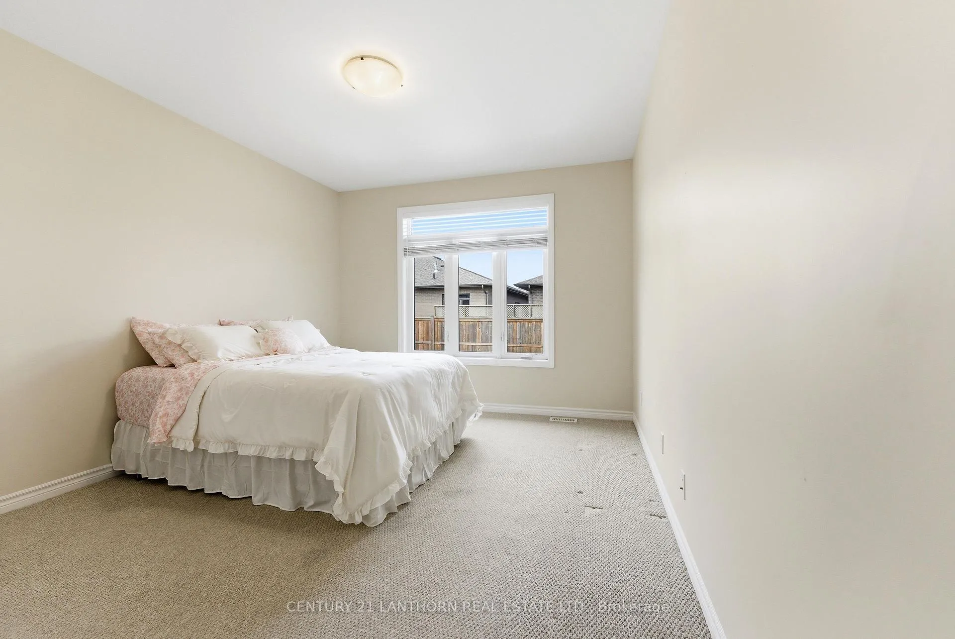 Photo 11 of 50 Covington Crescent, Belleville, Thurlow Ward — HOMEH