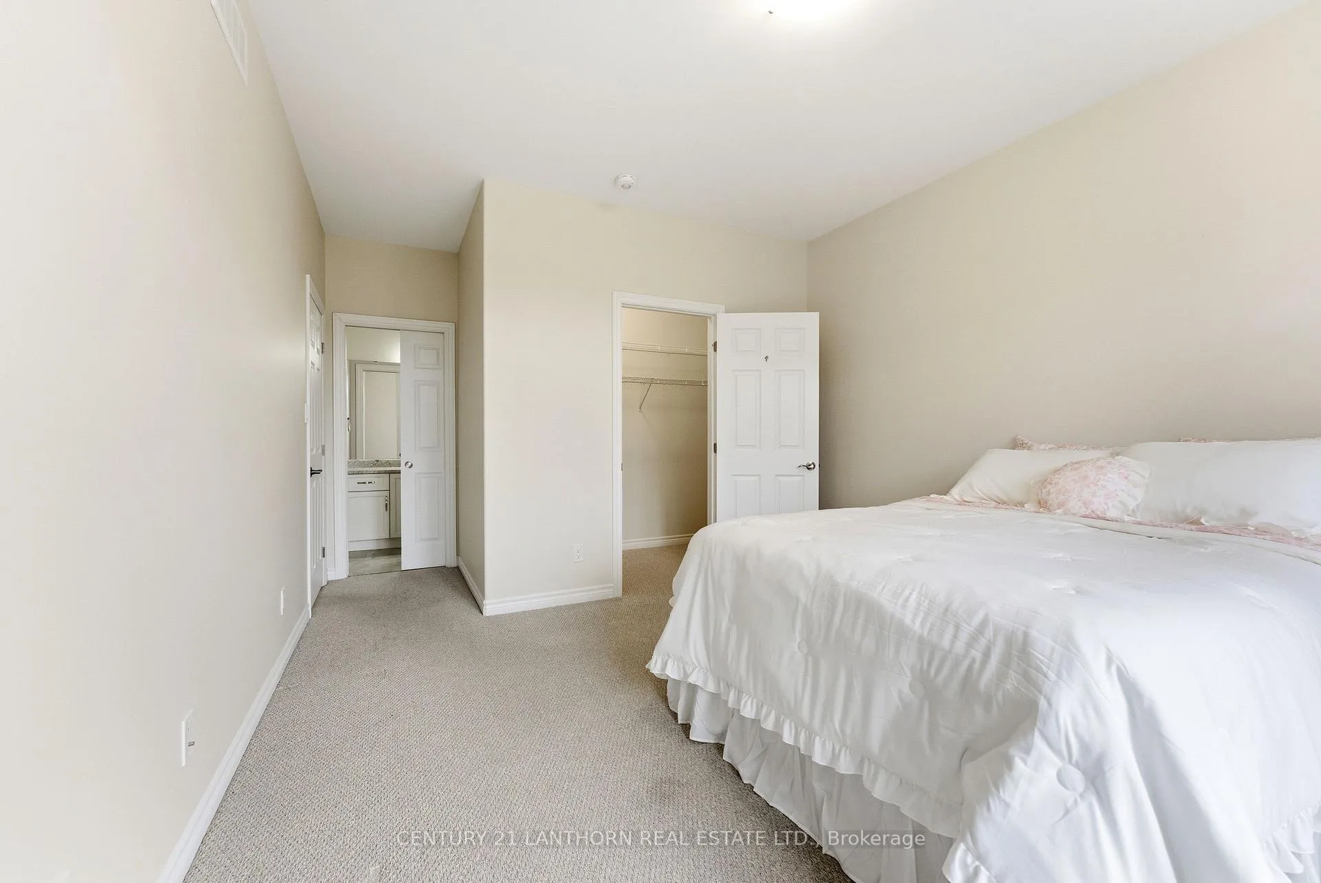 Photo 12 of 50 Covington Crescent, Belleville, Thurlow Ward — HOMEH