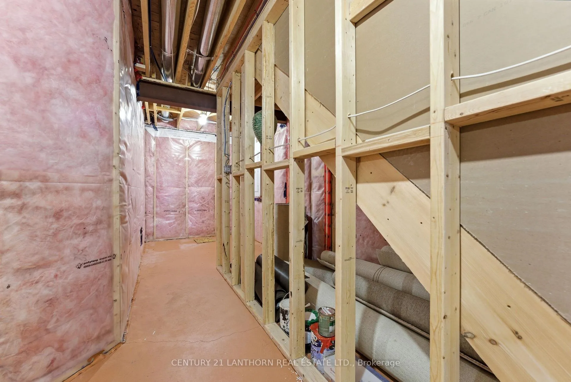 Photo 21 of 50 Covington Crescent, Belleville, Thurlow Ward — HOMEH
