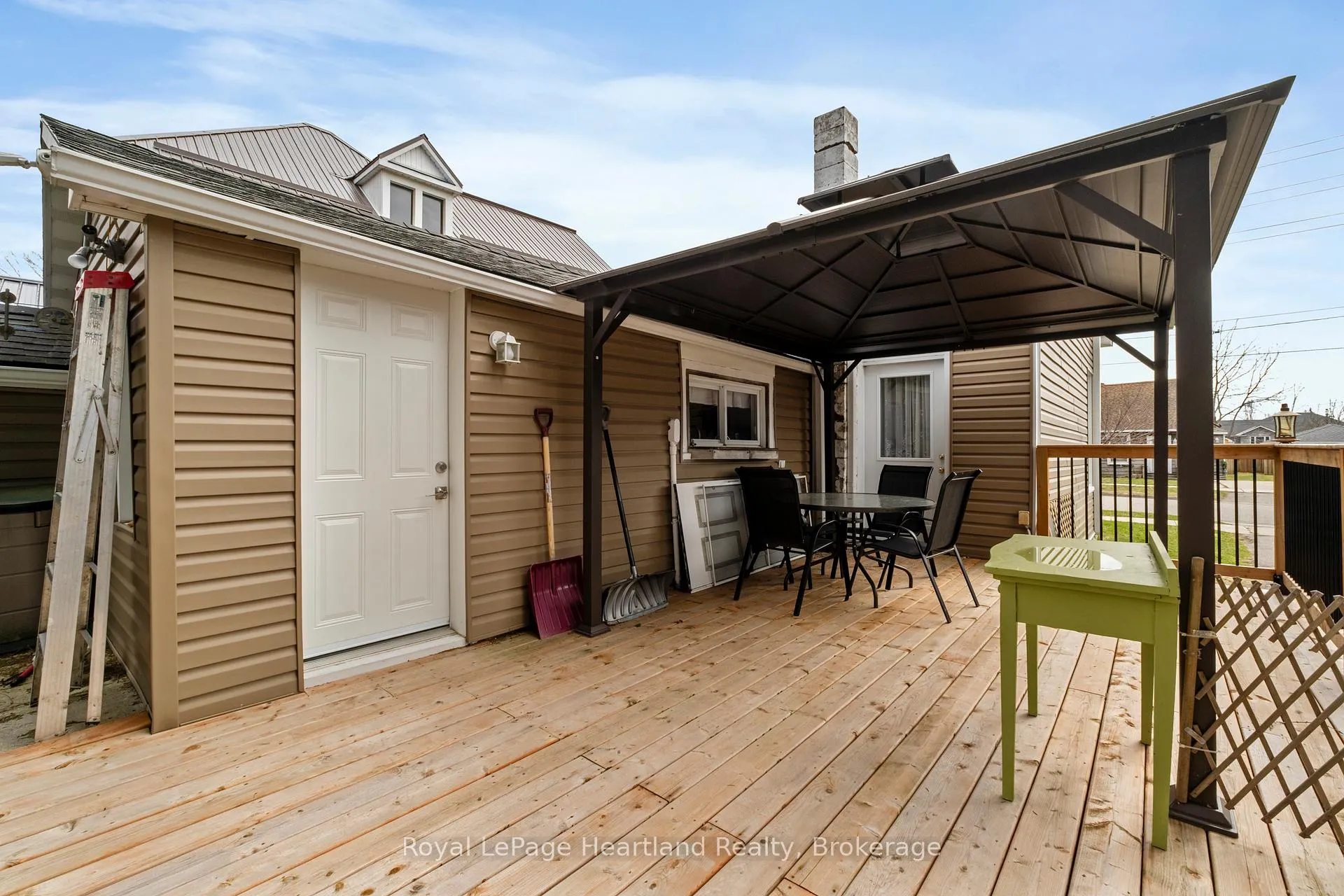 Photo 13 of 185 St David Street, Goderich, Goderich (Town) — HOMEH