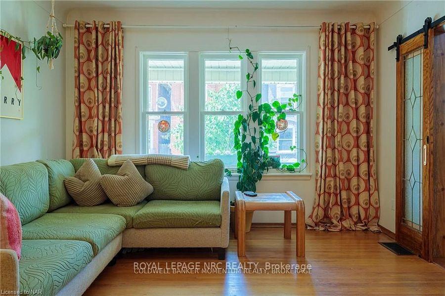 Photo 9 of 28 William Street W, Hamilton, Landsdale — HOMEH