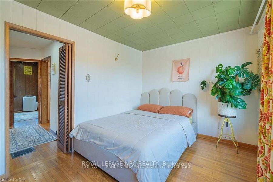 Photo 24 of 28 William Street W, Hamilton, Landsdale — HOMEH