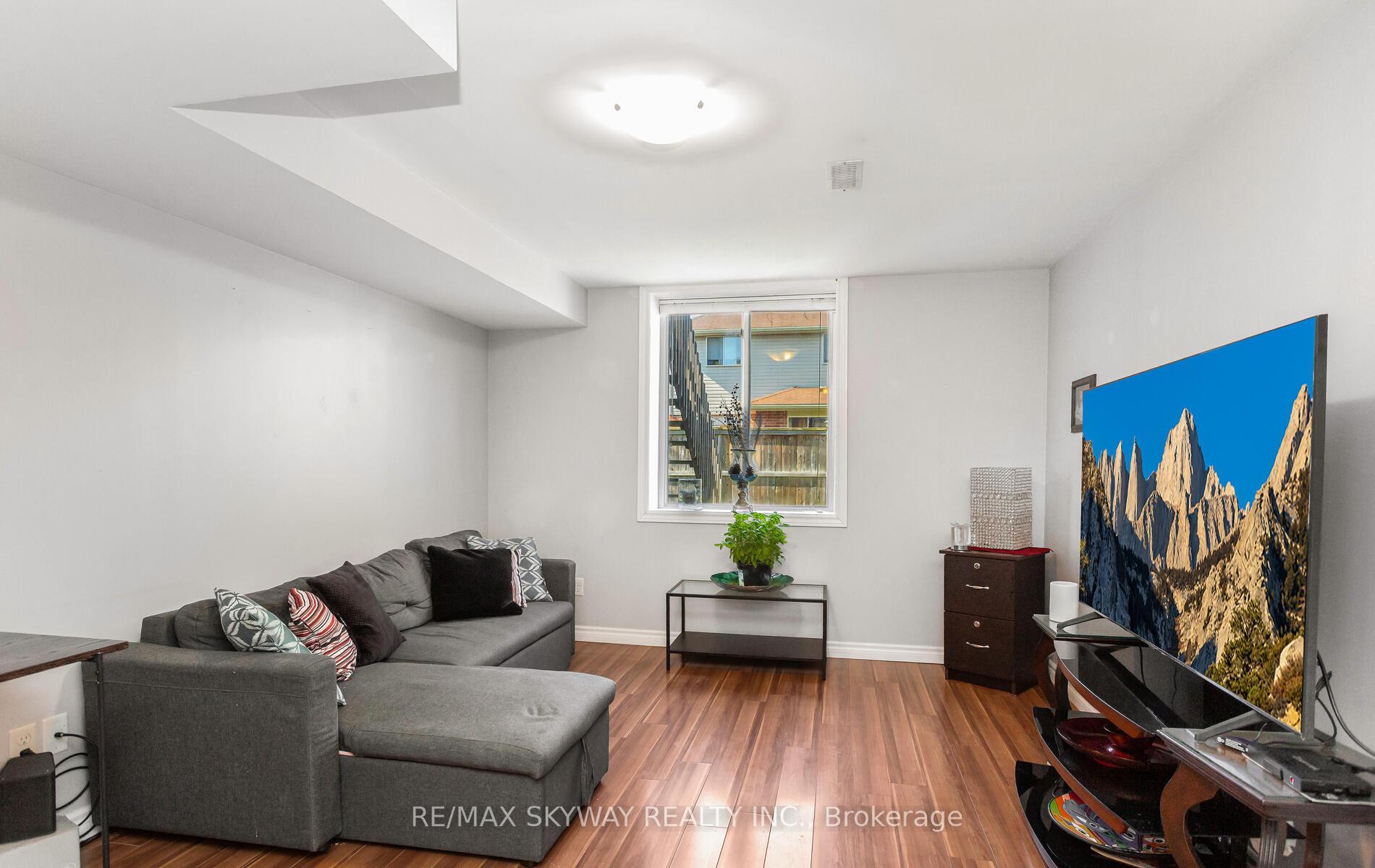 Photo 39 of 86 Davis Street, Guelph, Grange Road — HOMEH