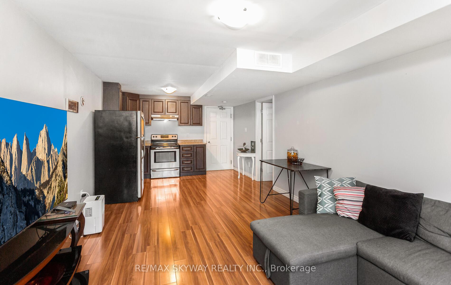 Photo 40 of 86 Davis Street, Guelph, Grange Road — HOMEH