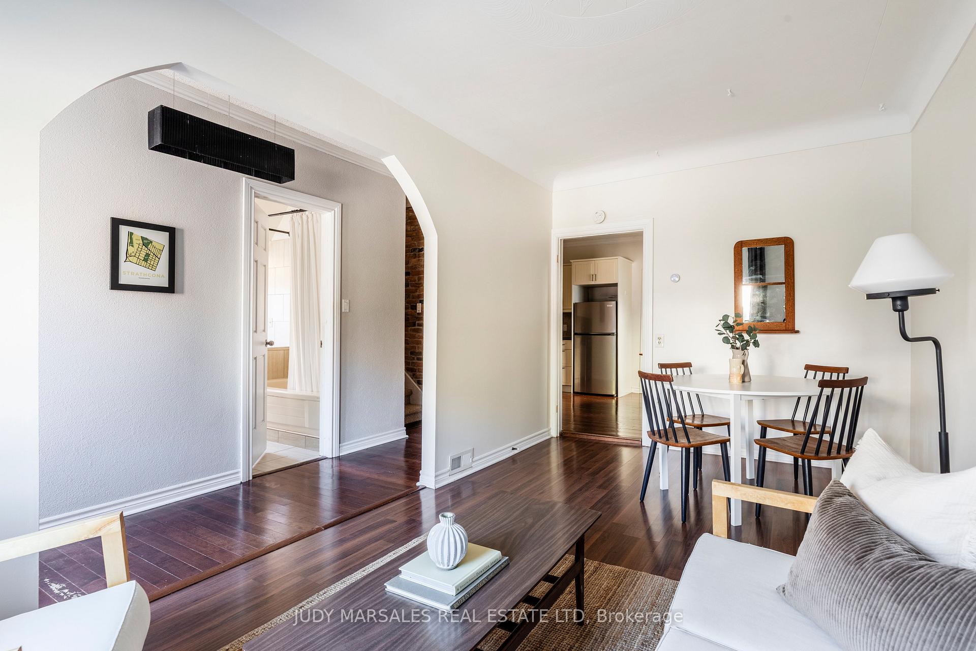 Photo 6 of 133 Breadalbane Street, Hamilton, Strathcona — HOMEH