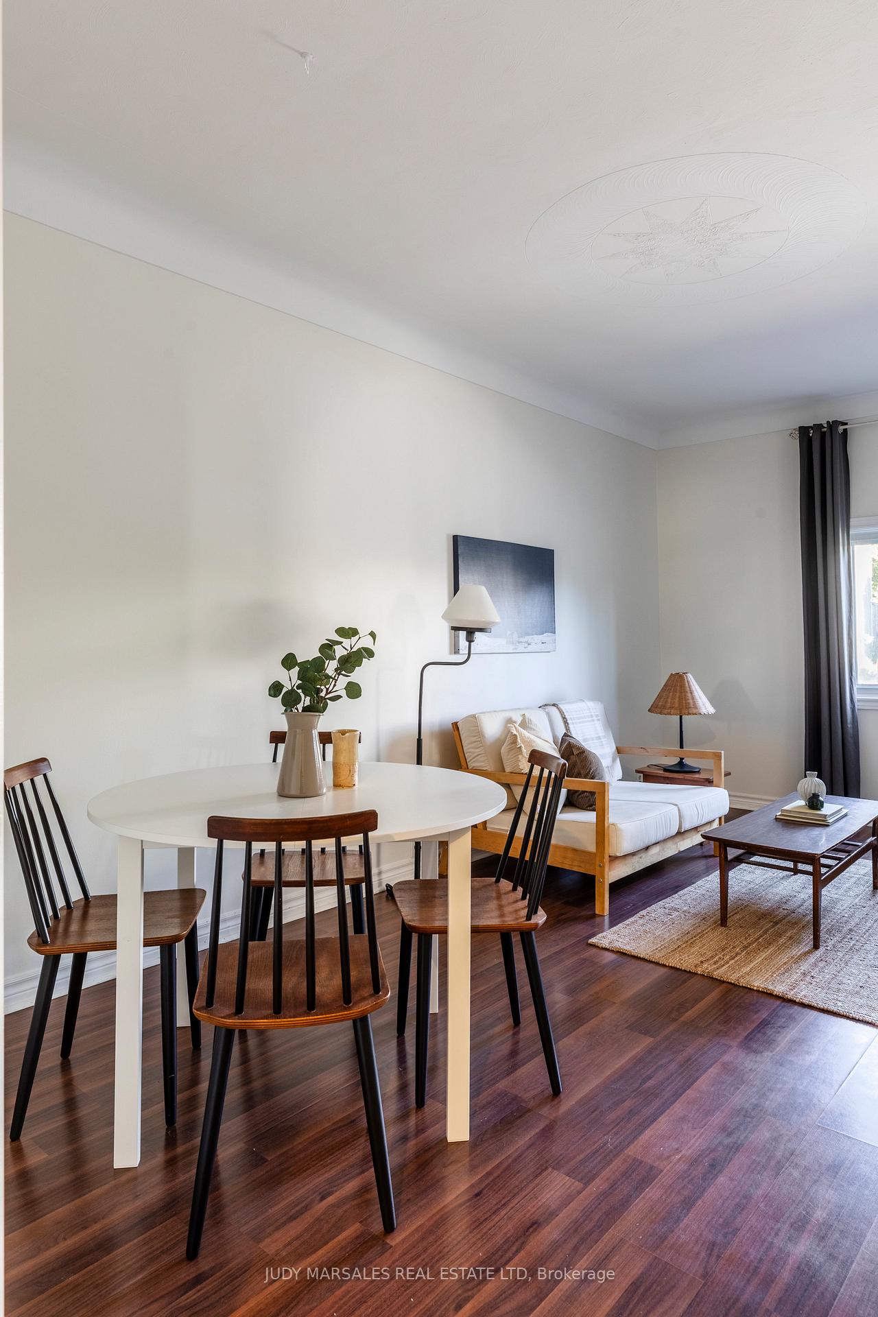 Photo 9 of 133 Breadalbane Street, Hamilton, Strathcona — HOMEH