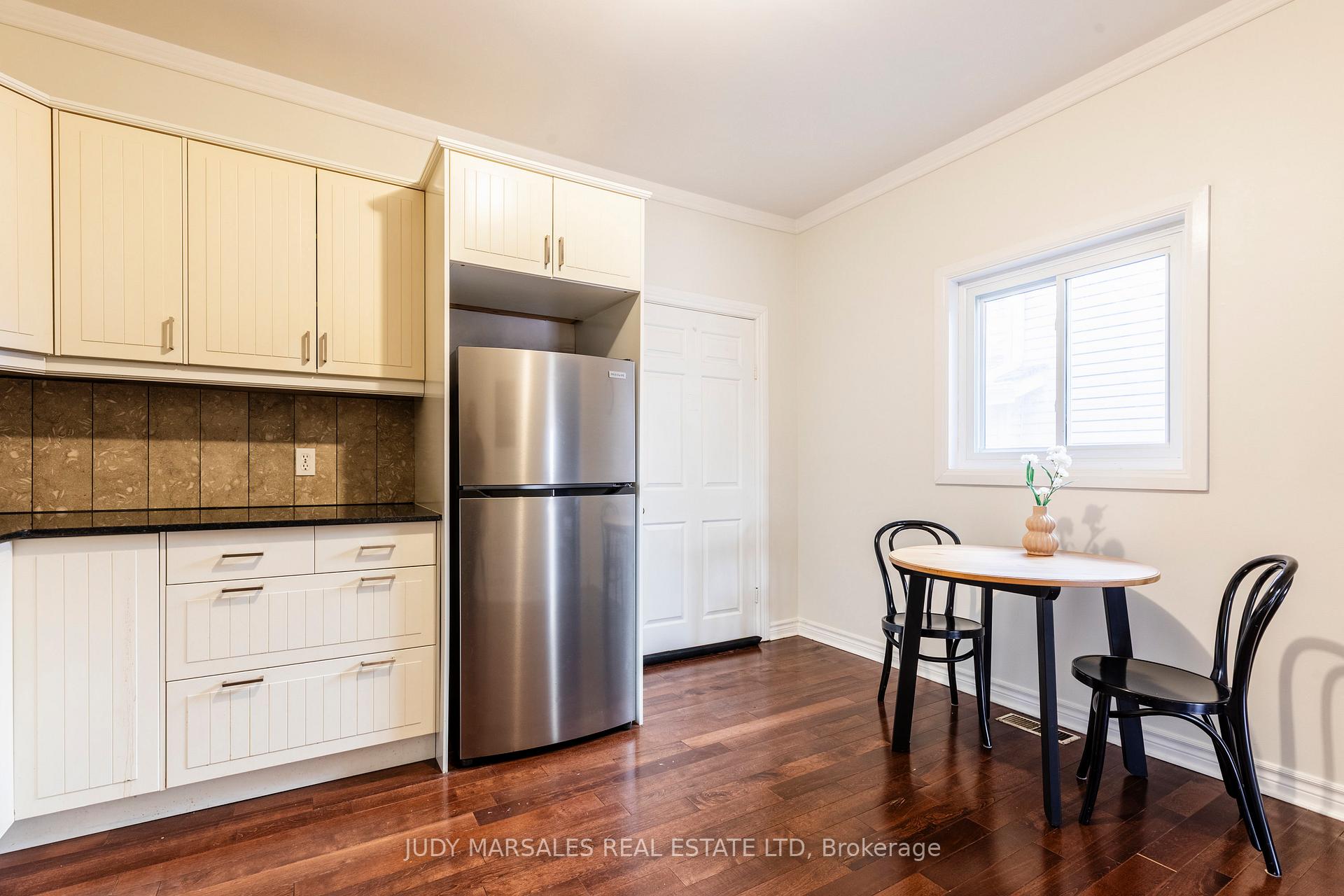 Photo 15 of 133 Breadalbane Street, Hamilton, Strathcona — HOMEH