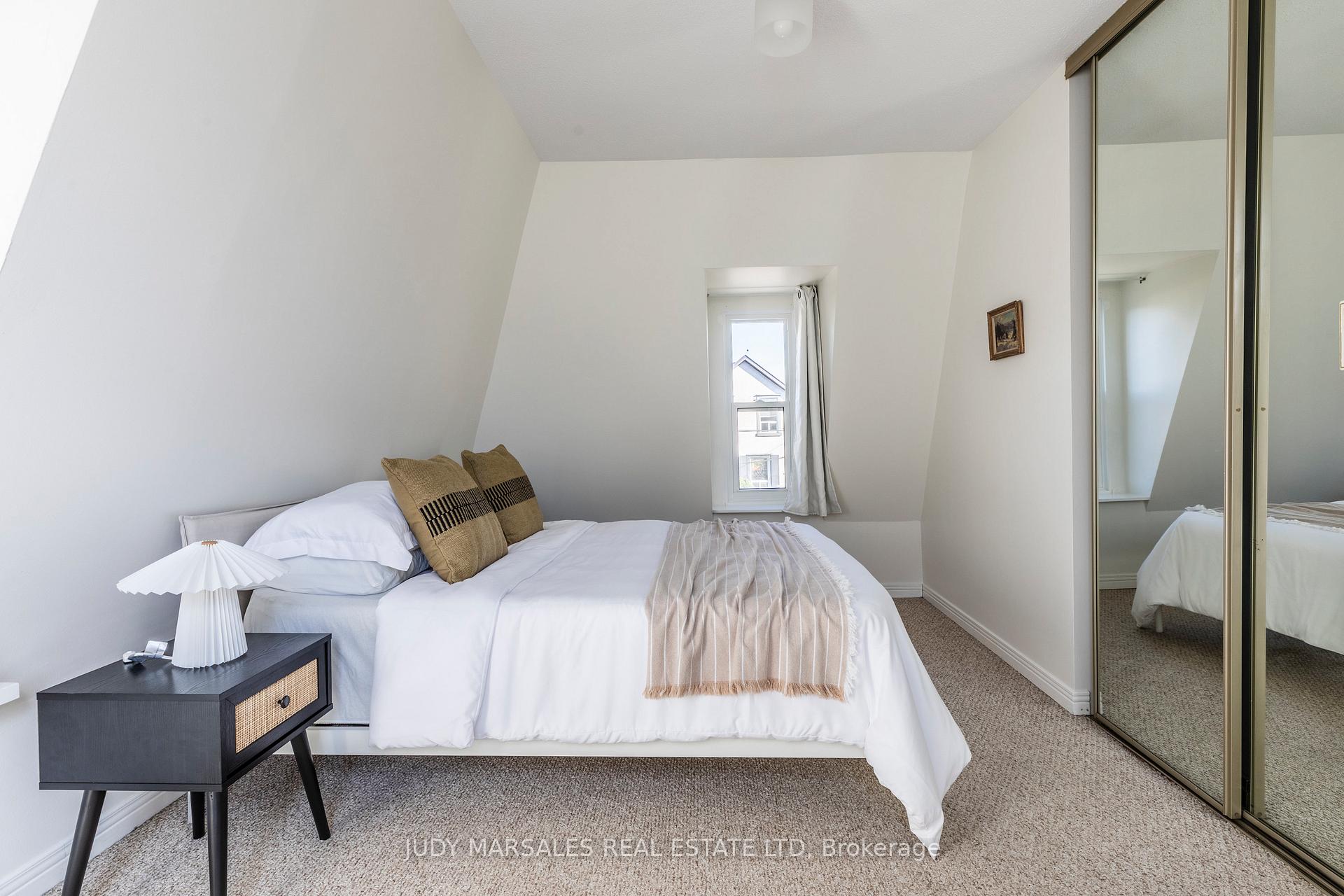 Photo 21 of 133 Breadalbane Street, Hamilton, Strathcona — HOMEH