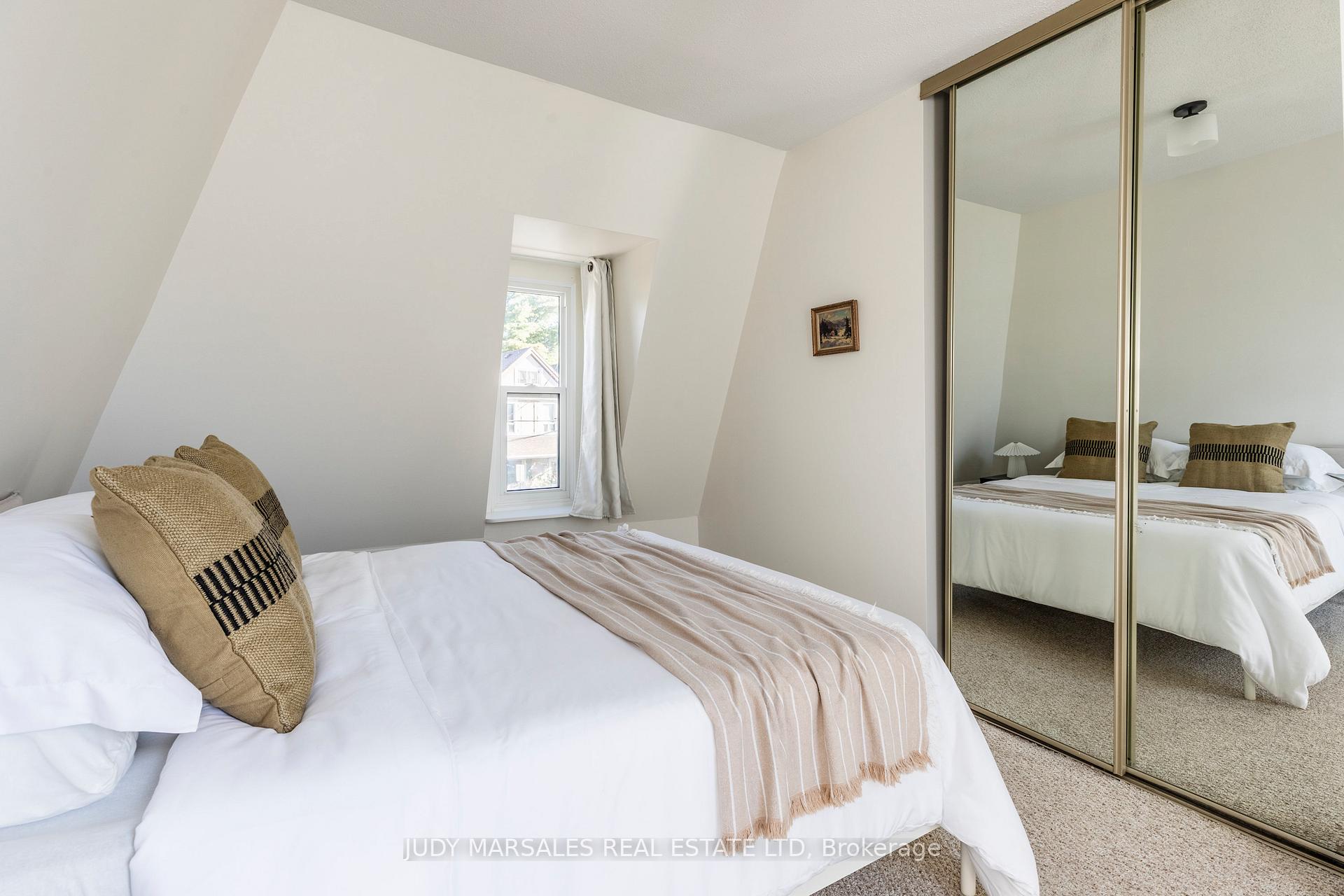 Photo 22 of 133 Breadalbane Street, Hamilton, Strathcona — HOMEH