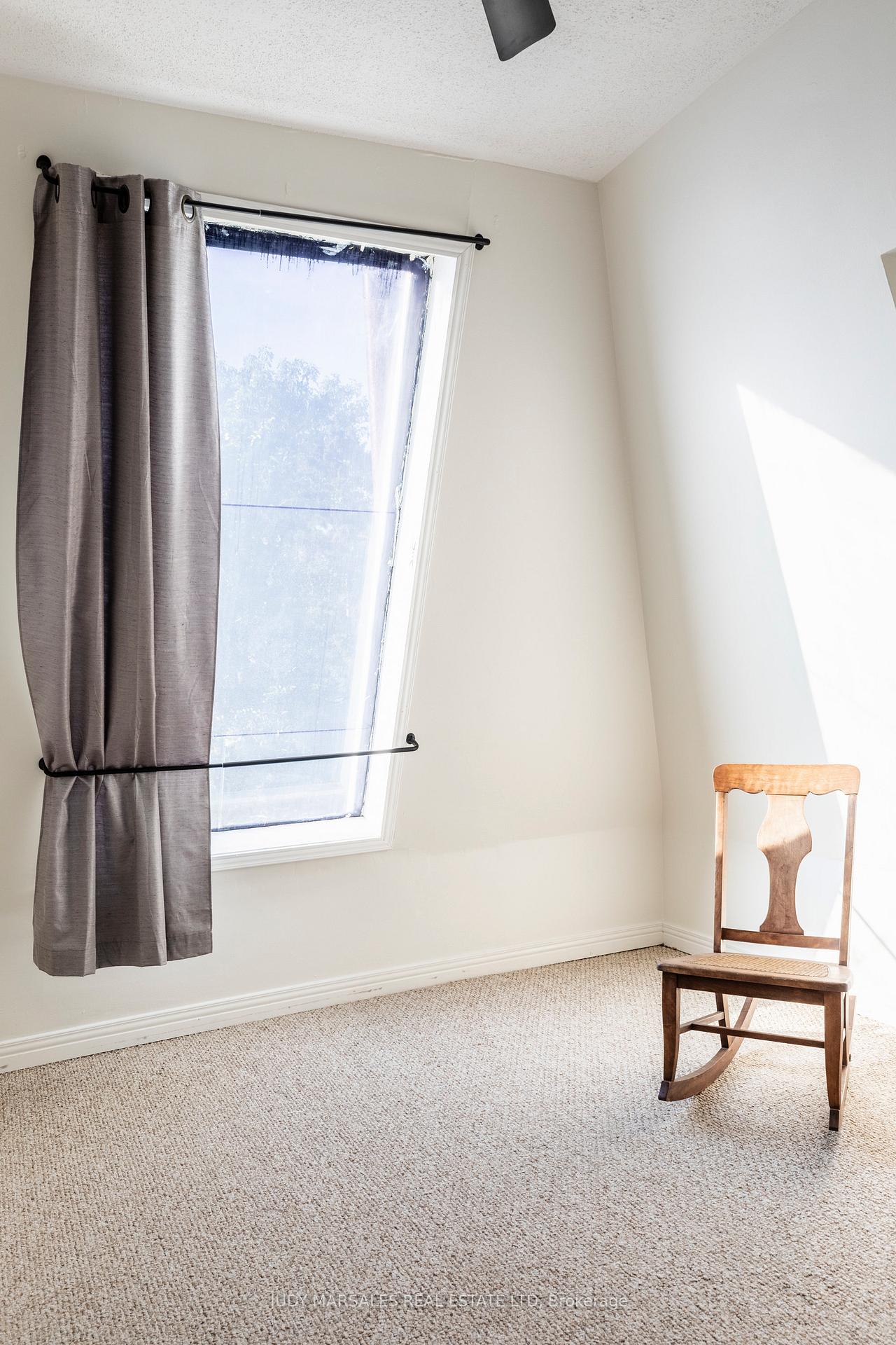 Photo 24 of 133 Breadalbane Street, Hamilton, Strathcona — HOMEH