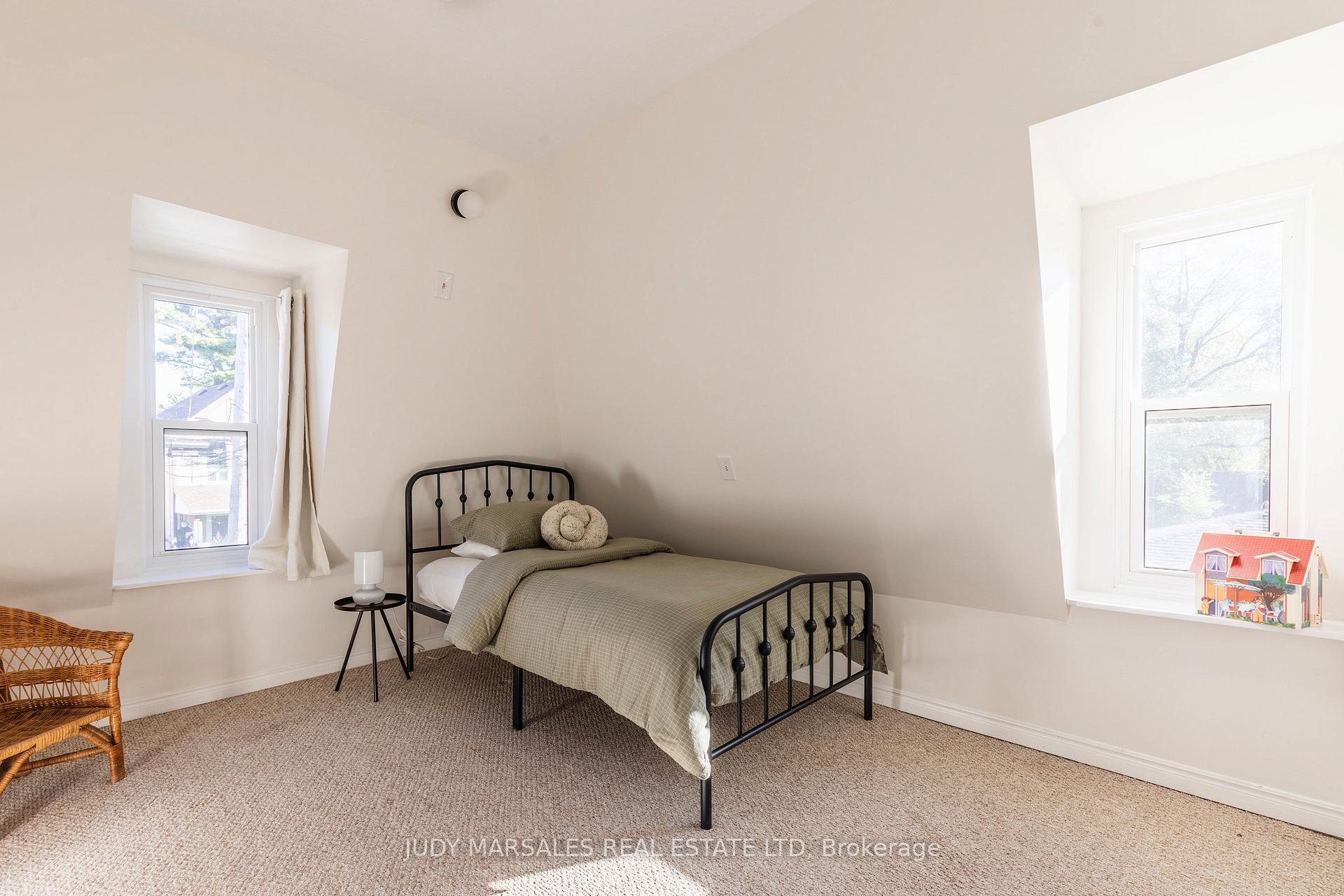 Photo 29 of 133 Breadalbane Street, Hamilton, Strathcona — HOMEH