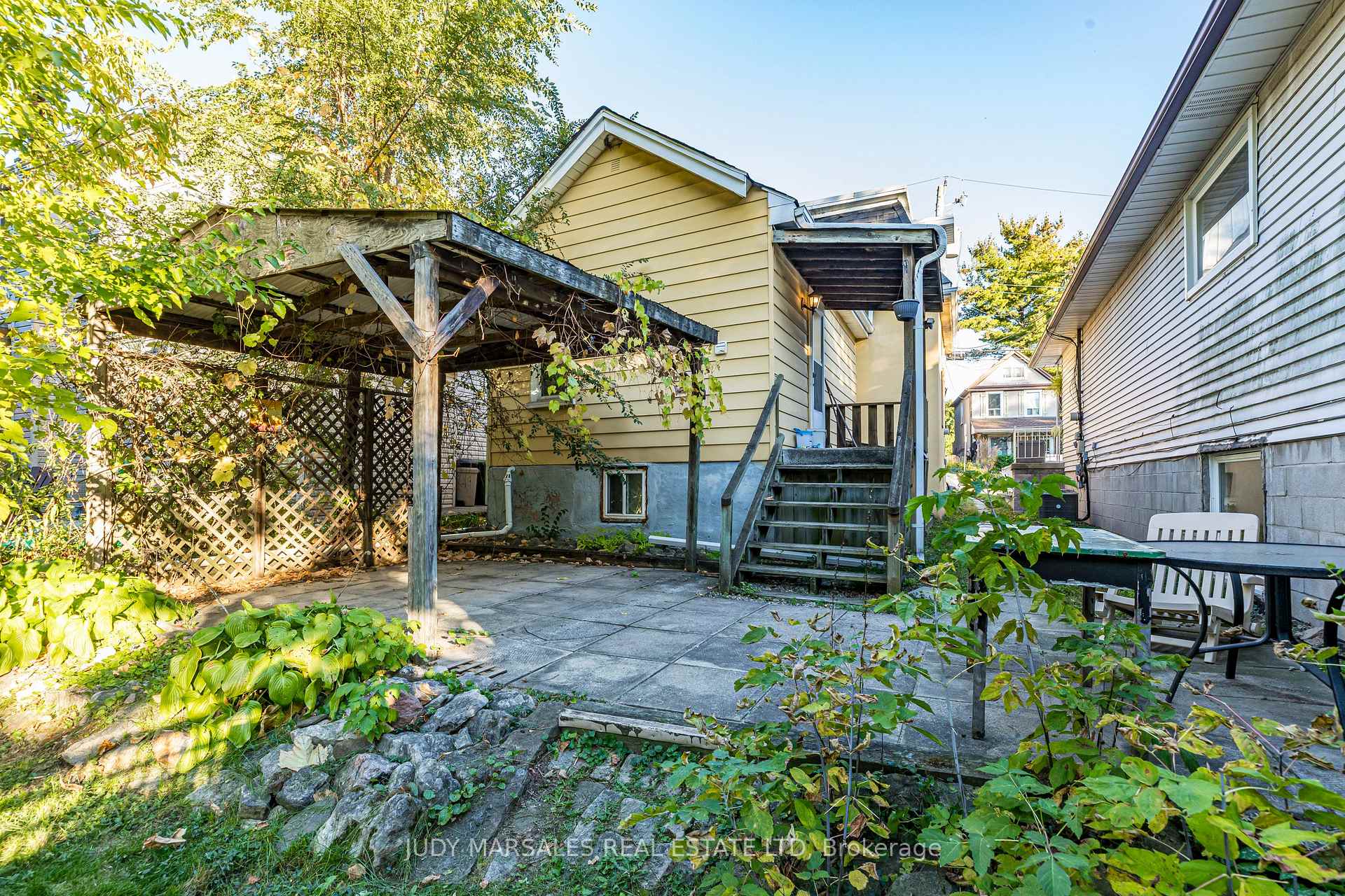 Photo 35 of 133 Breadalbane Street, Hamilton, Strathcona — HOMEH