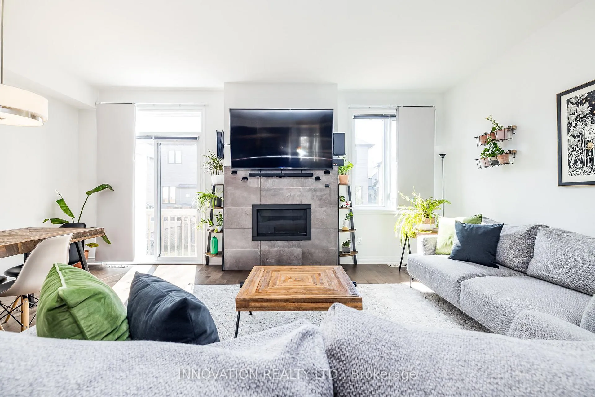 Photo 5 of 288 Munro Street, Carleton Place — HOMEH