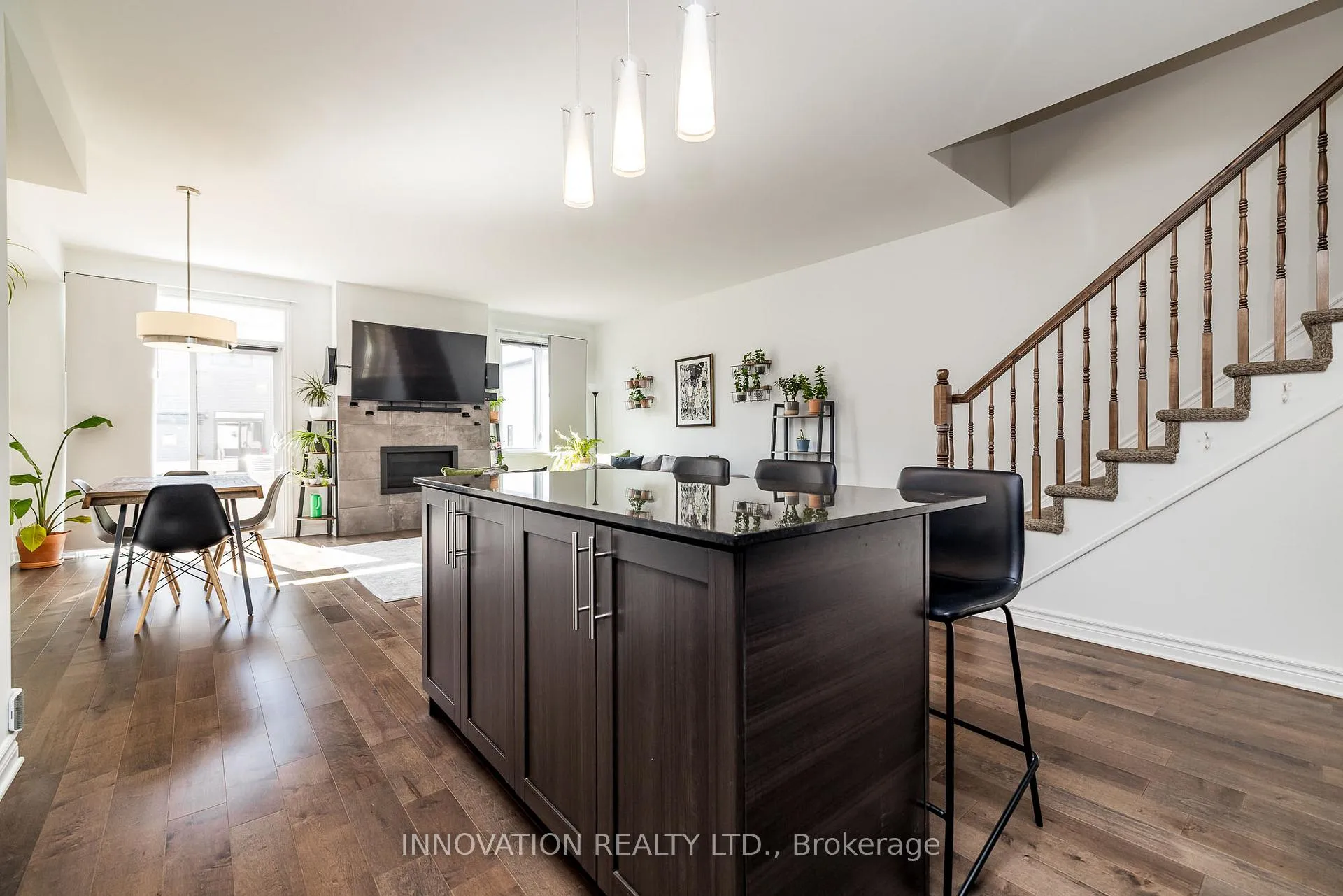Photo 17 of 288 Munro Street, Carleton Place — HOMEH