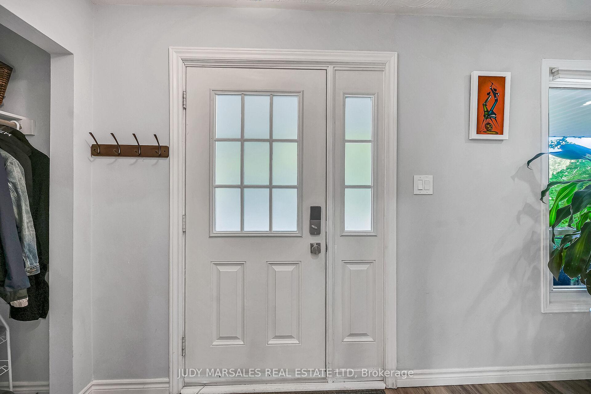 Photo 5 of 242 Macnab Street, Hamilton, Dundas — HOMEH