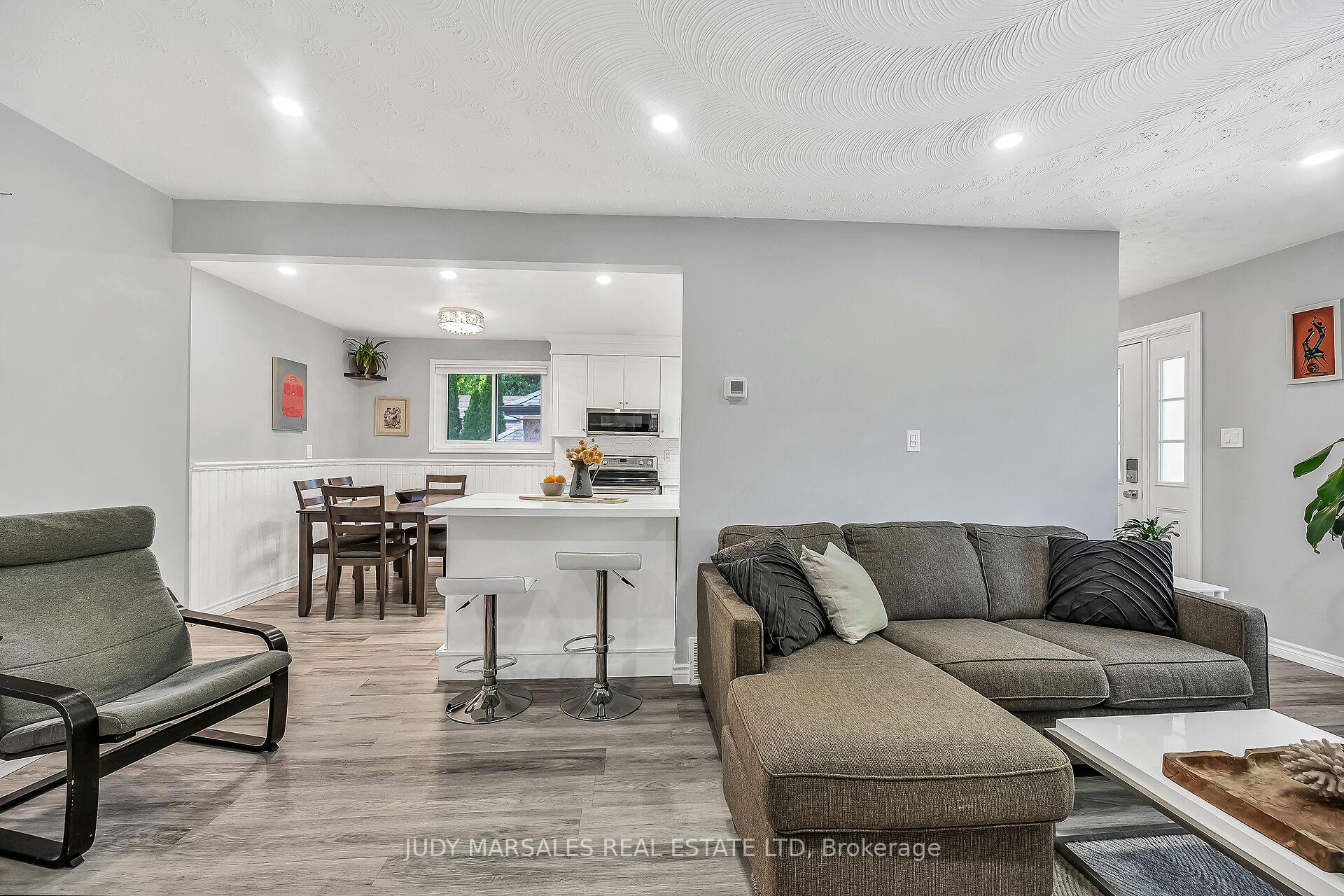 Photo 8 of 242 Macnab Street, Hamilton, Dundas — HOMEH