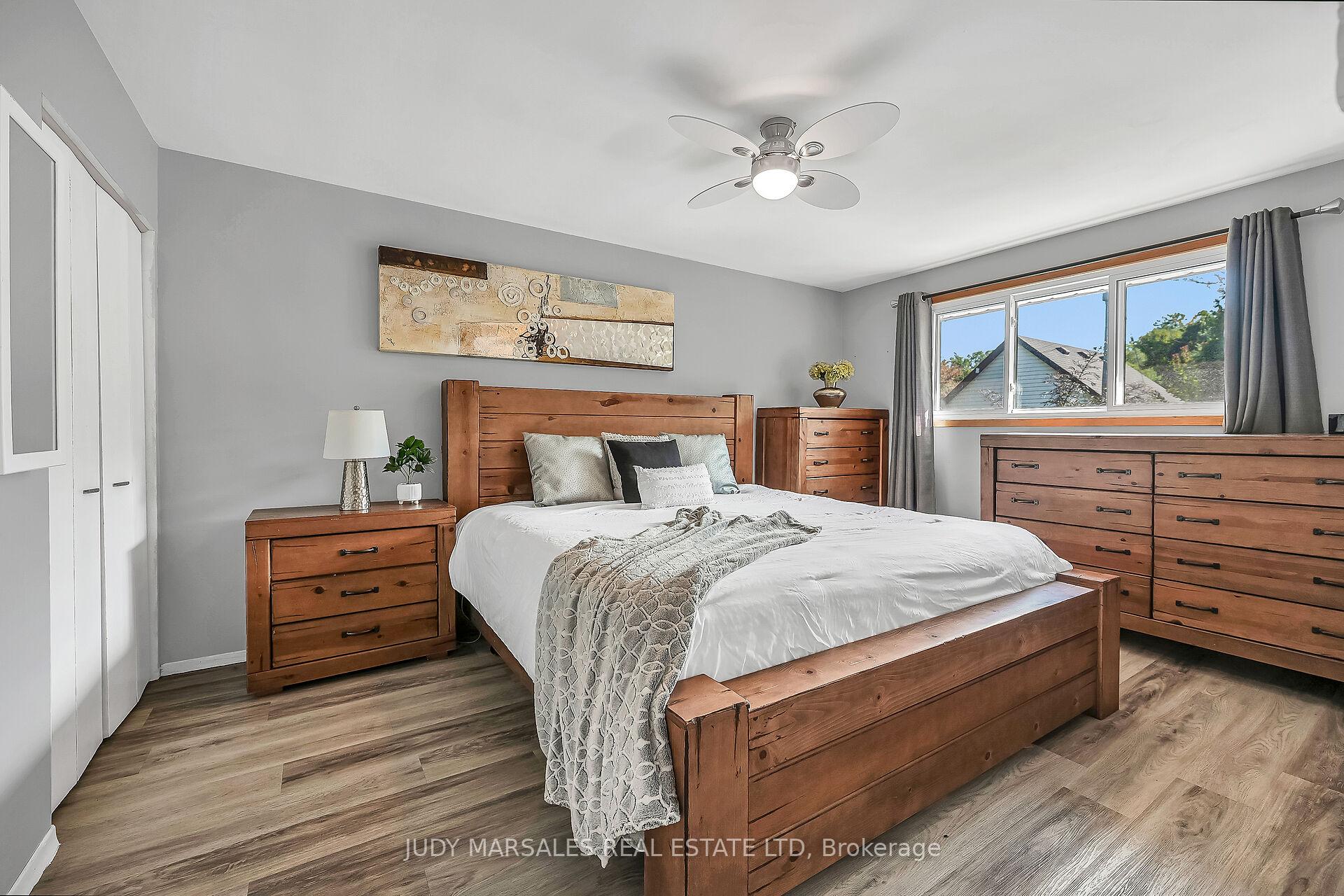 Photo 16 of 242 Macnab Street, Hamilton, Dundas — HOMEH