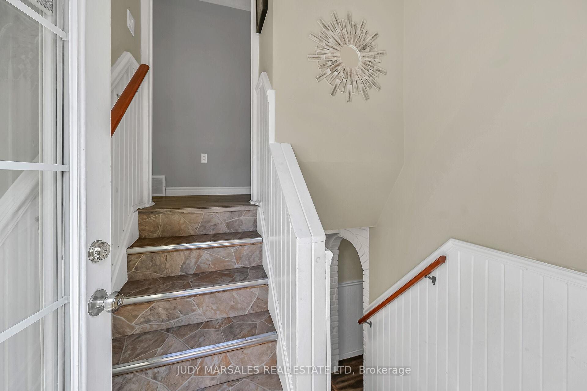 Photo 24 of 242 Macnab Street, Hamilton, Dundas — HOMEH