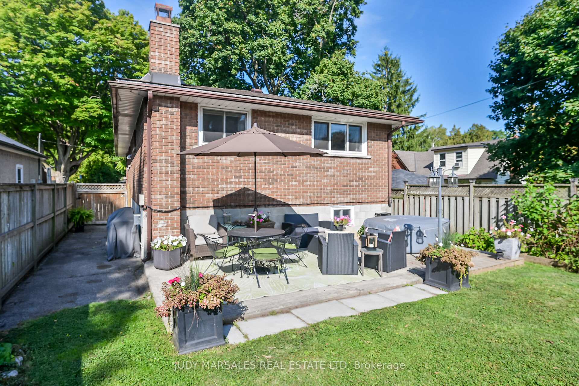 Photo 34 of 242 Macnab Street, Hamilton, Dundas — HOMEH